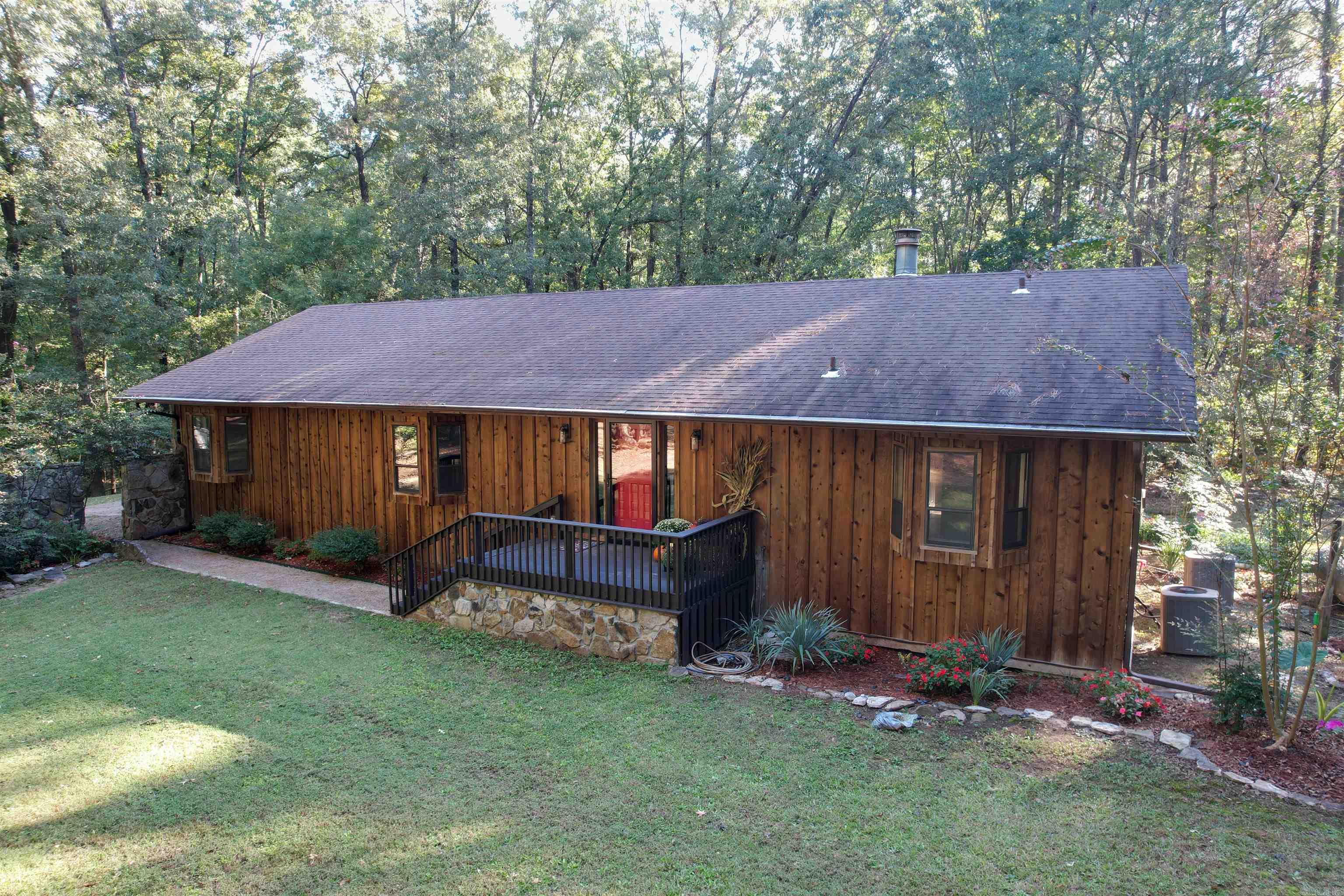 165 Sunset Country Lane Lonoke, AR 72086