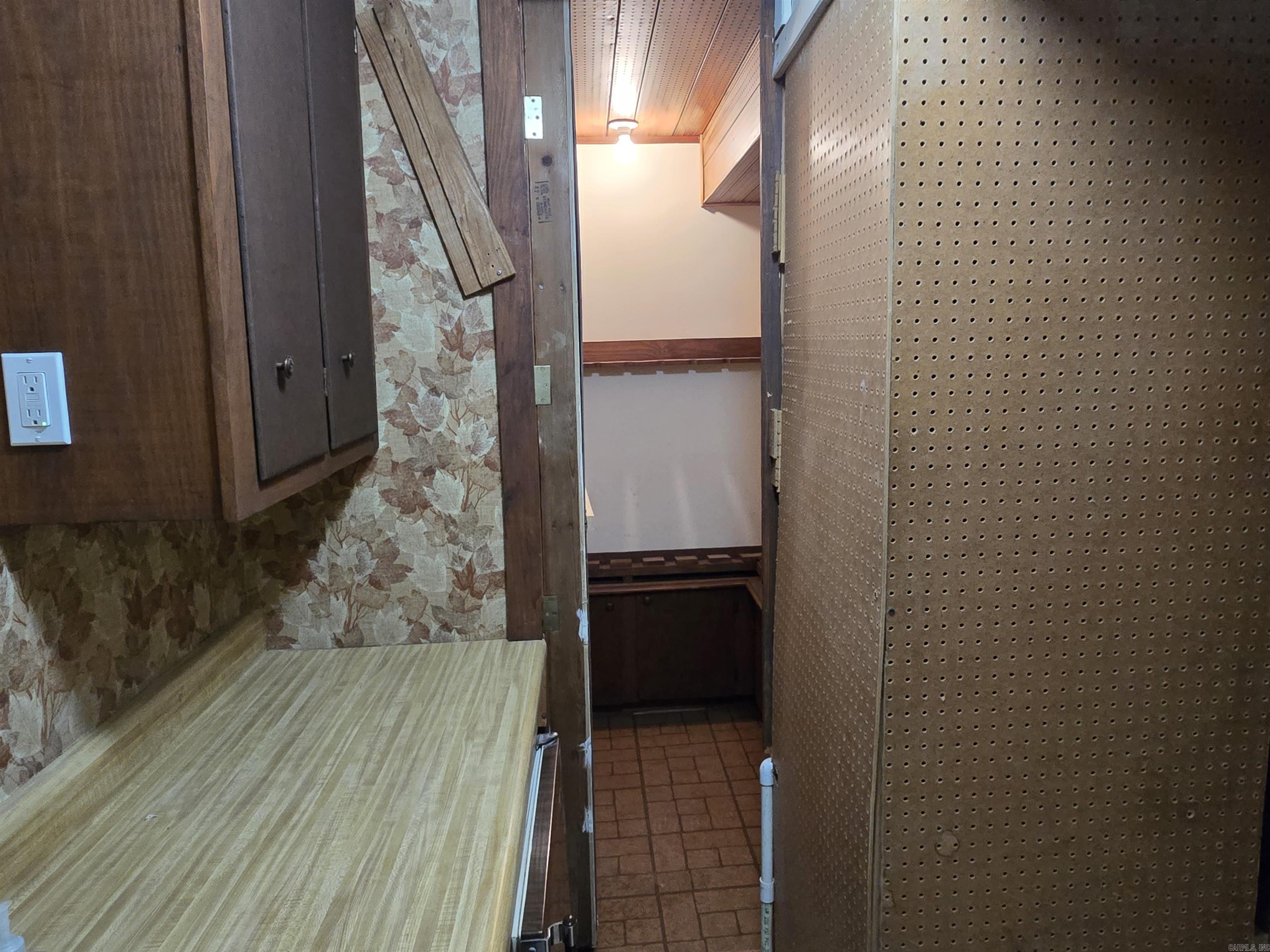 165 Sunset Country Lane Lonoke, AR 72086