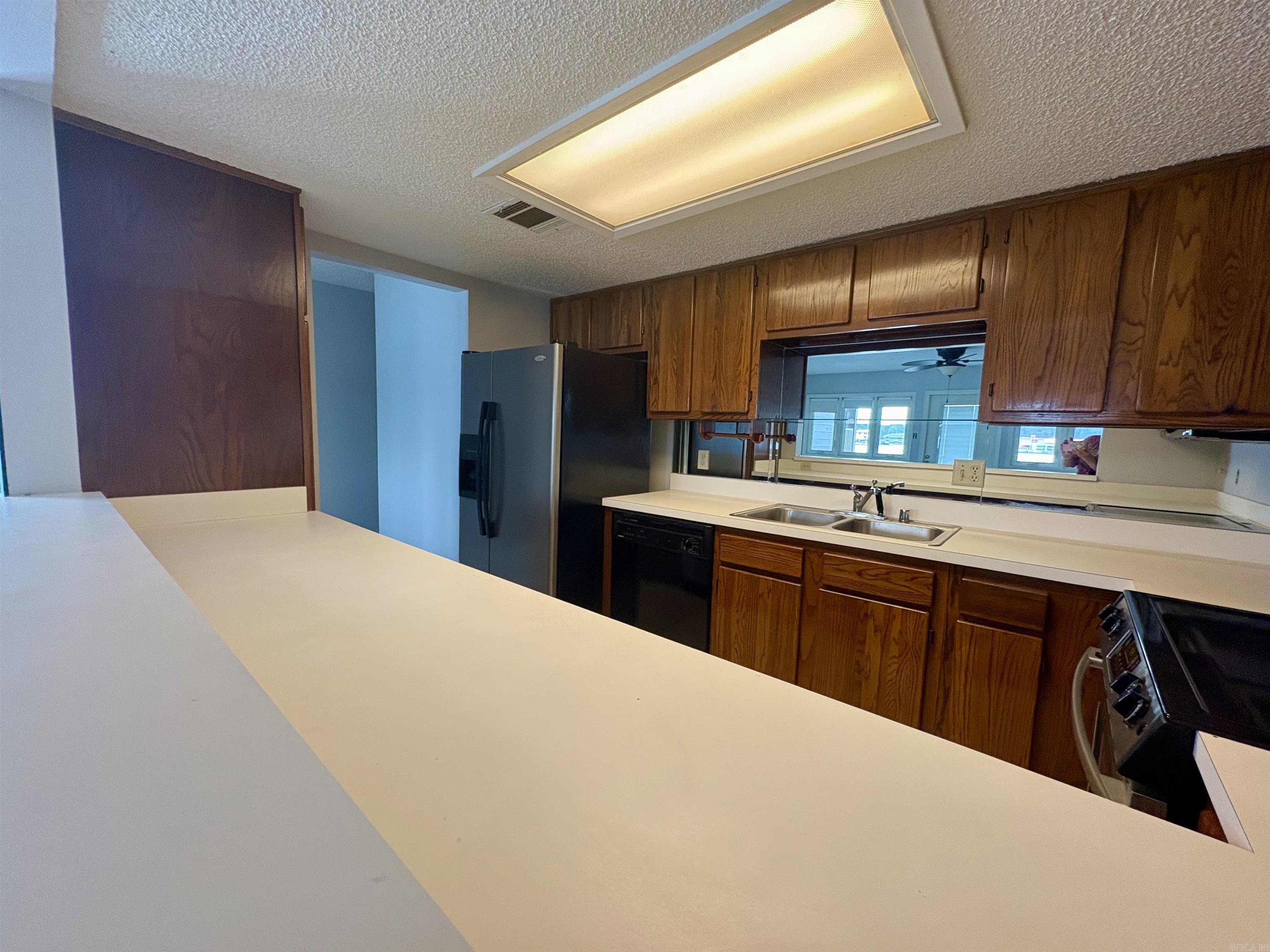 142 Lake Hamilton Drive Hot Springs, AR 71913