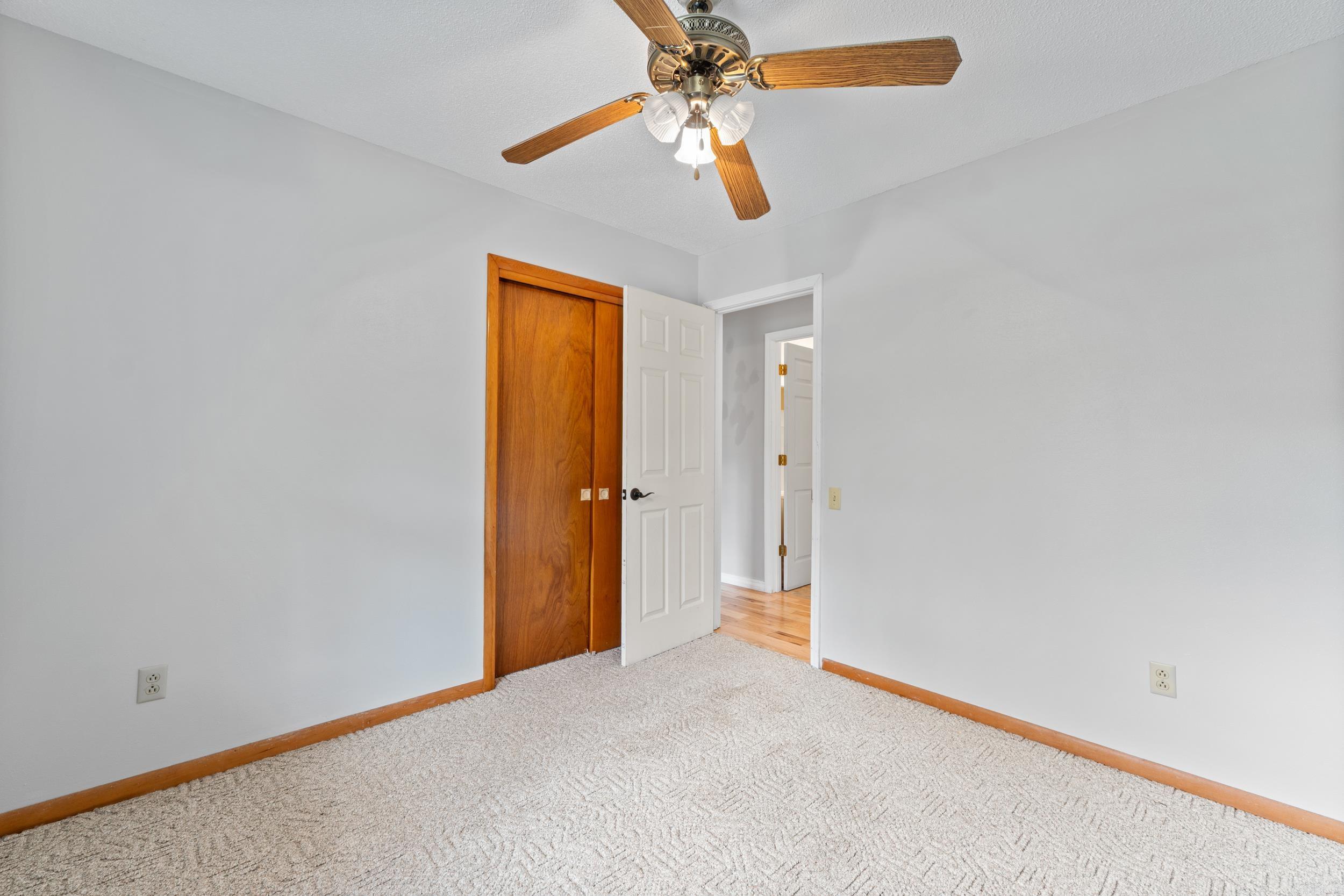 64 South  Calico Rock, AR