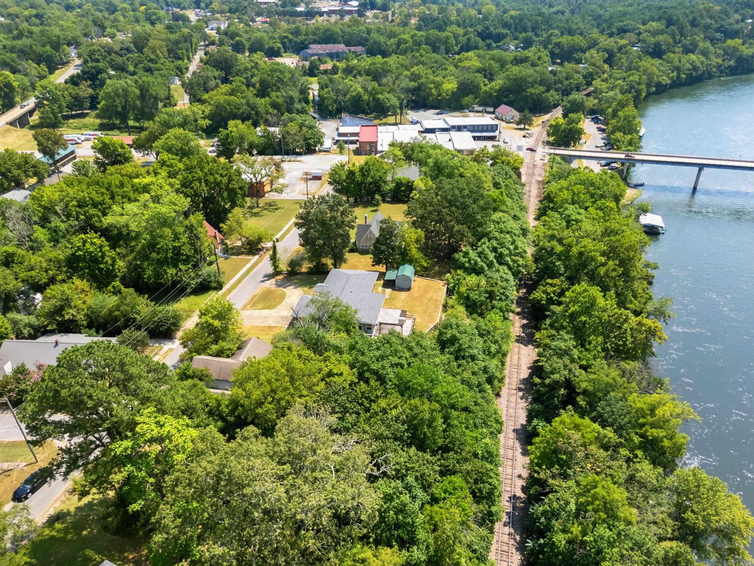 64 South  Calico Rock, AR