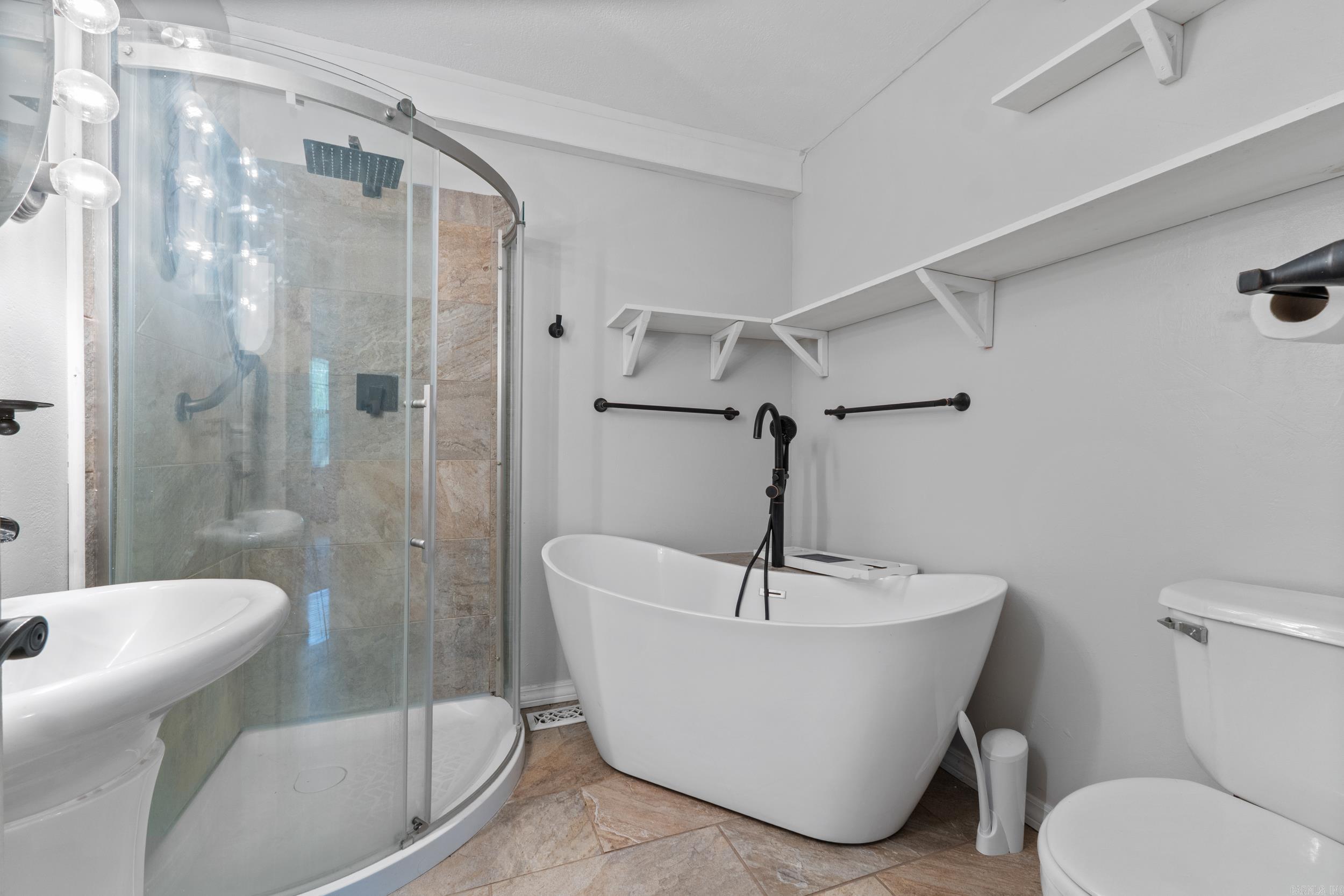 64 South  Calico Rock, AR