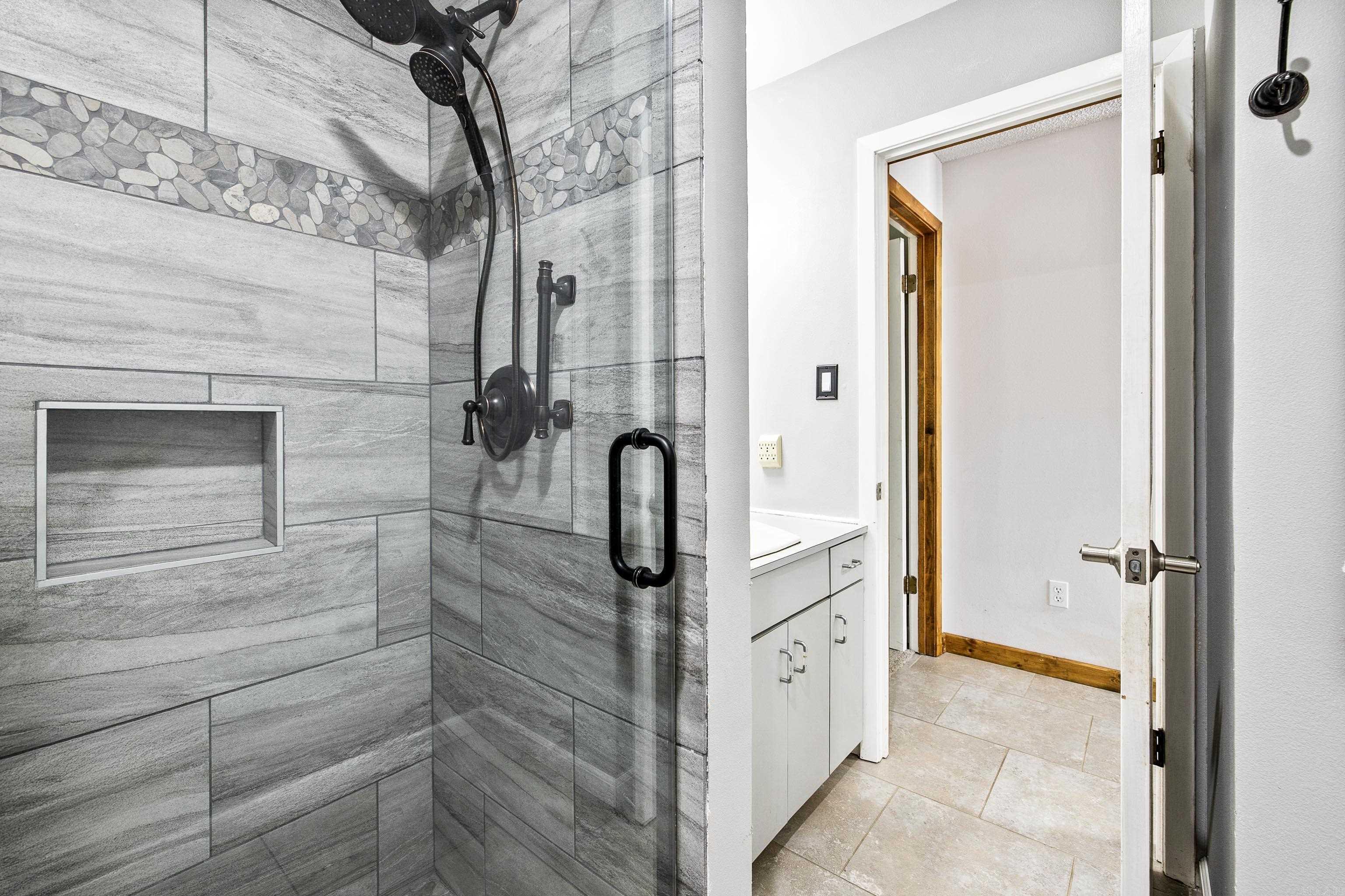 2480 Holly Ridge  Benton, AR