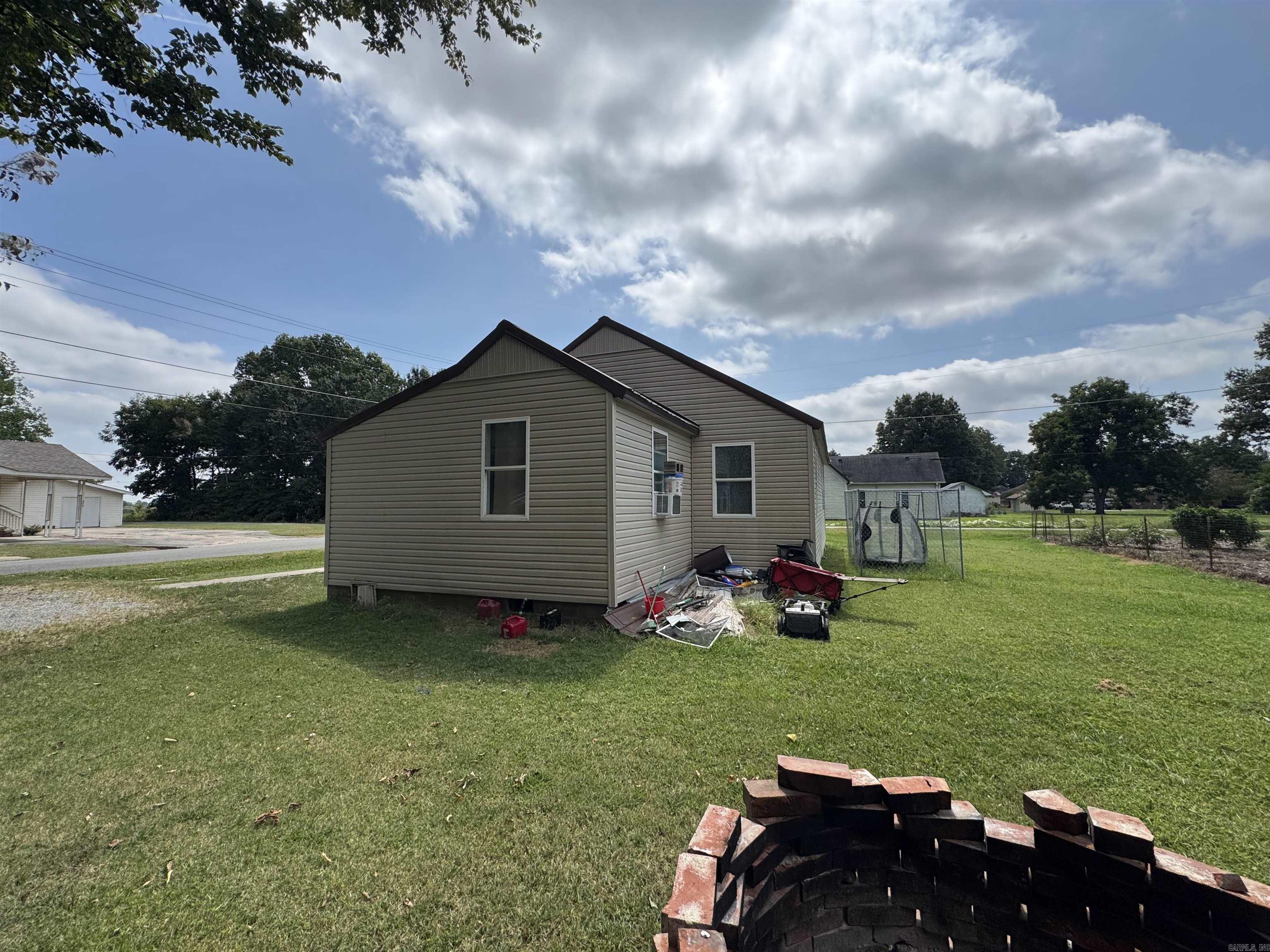 487 S Garfield  Piggott, AR