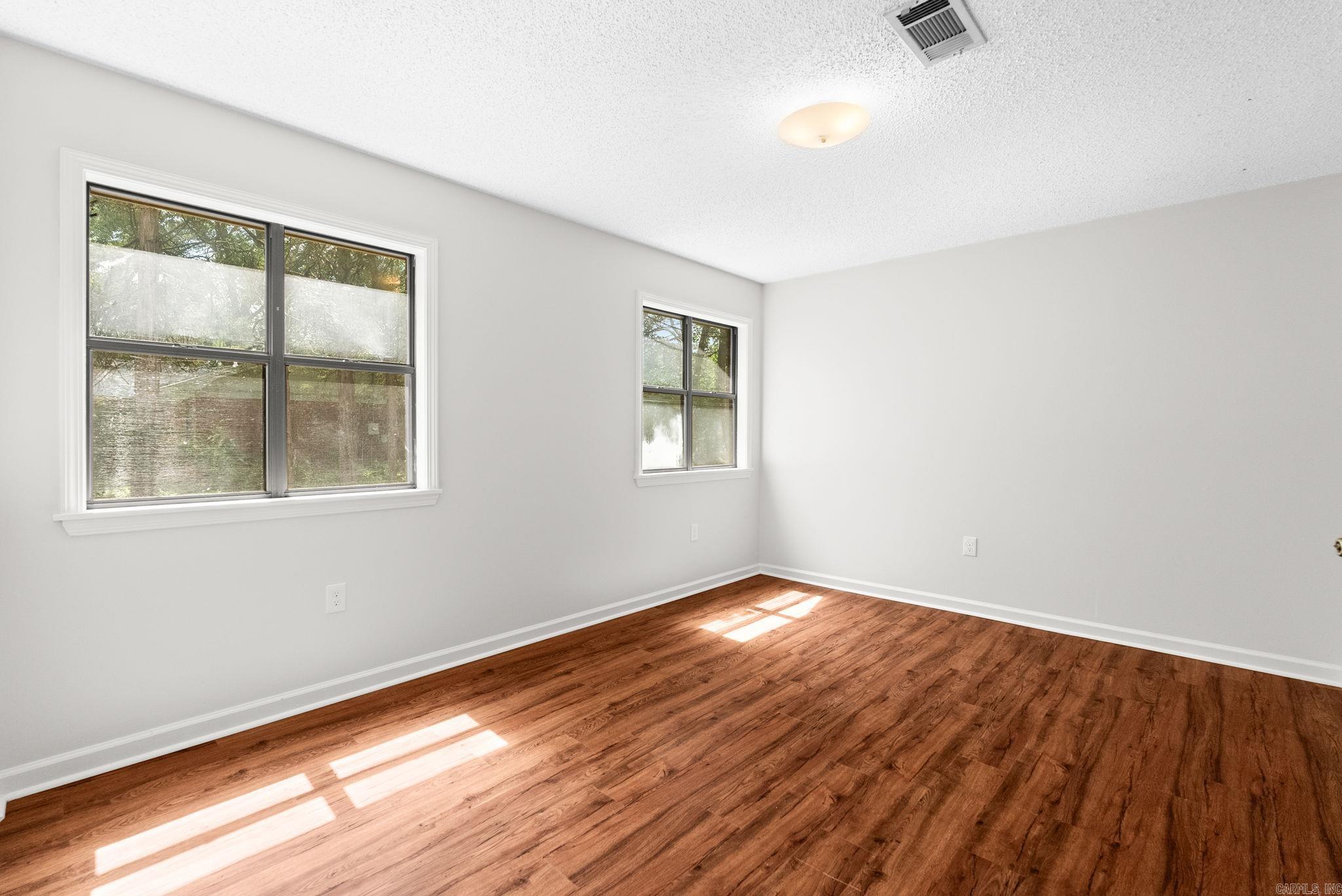 21 Eve Conway, AR 72034