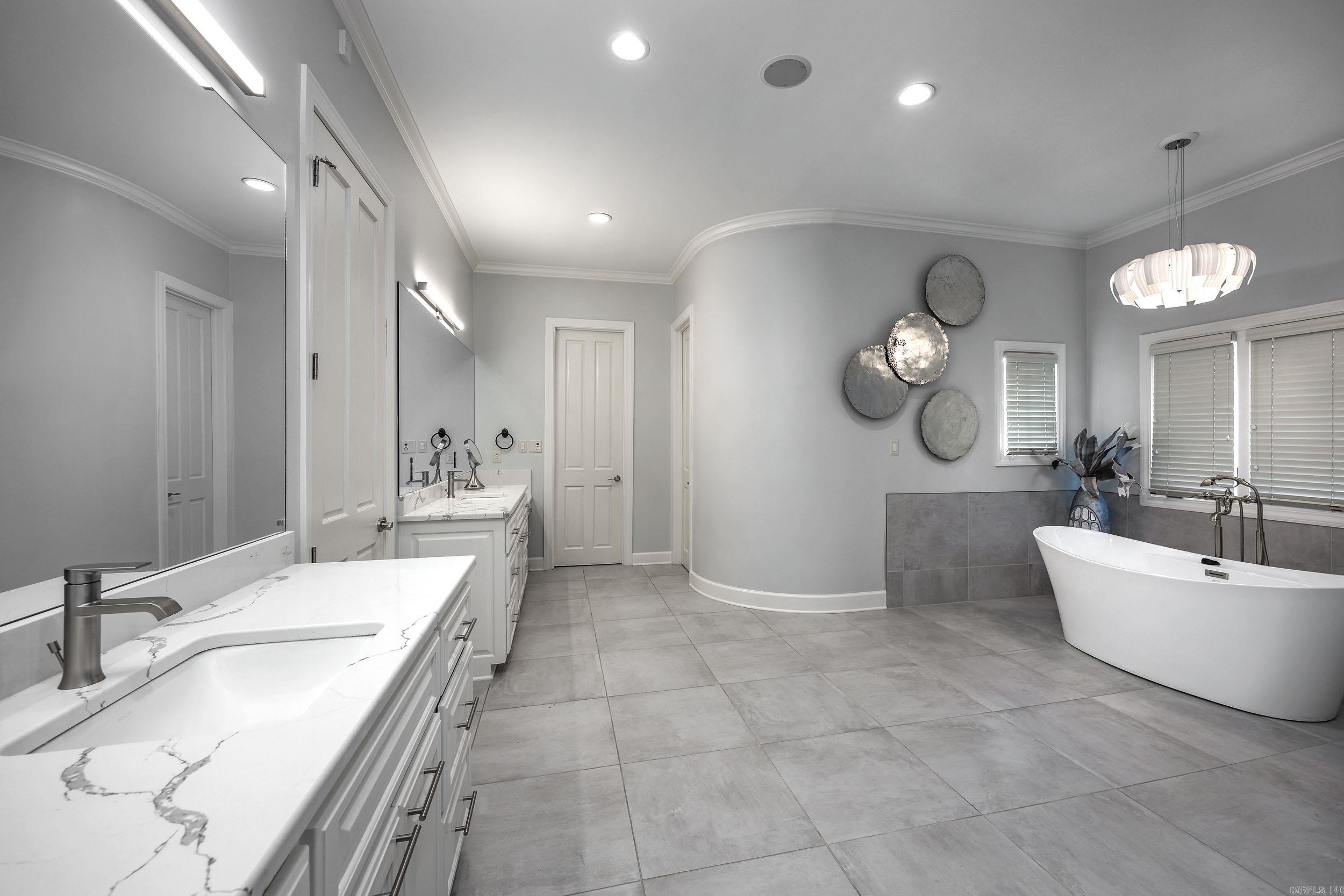 14 Sologne  Little Rock, AR