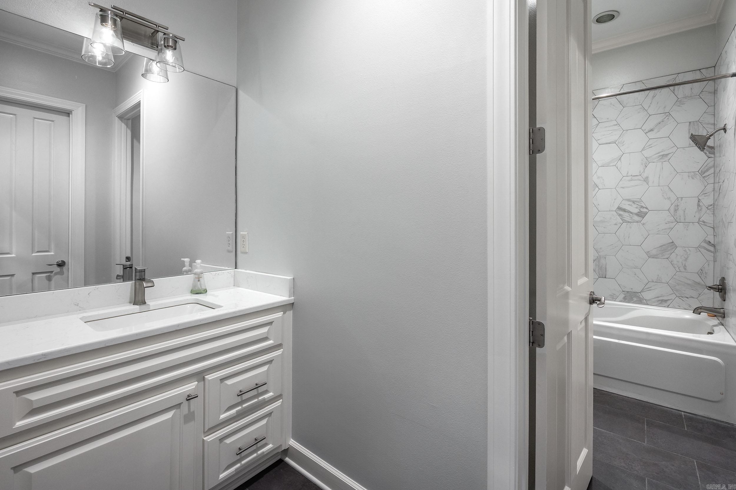 14 Sologne  Little Rock, AR