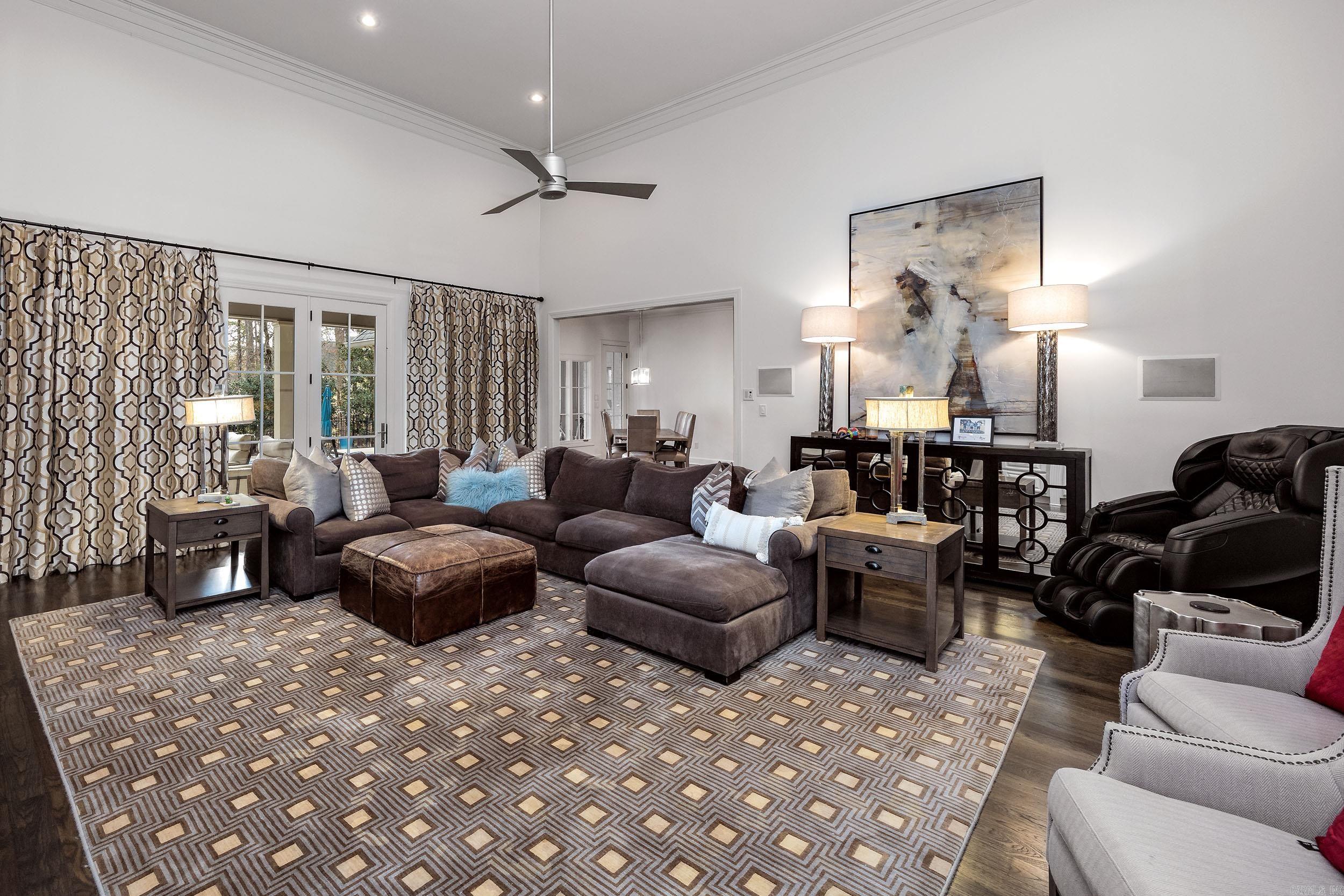 14 Sologne  Little Rock, AR