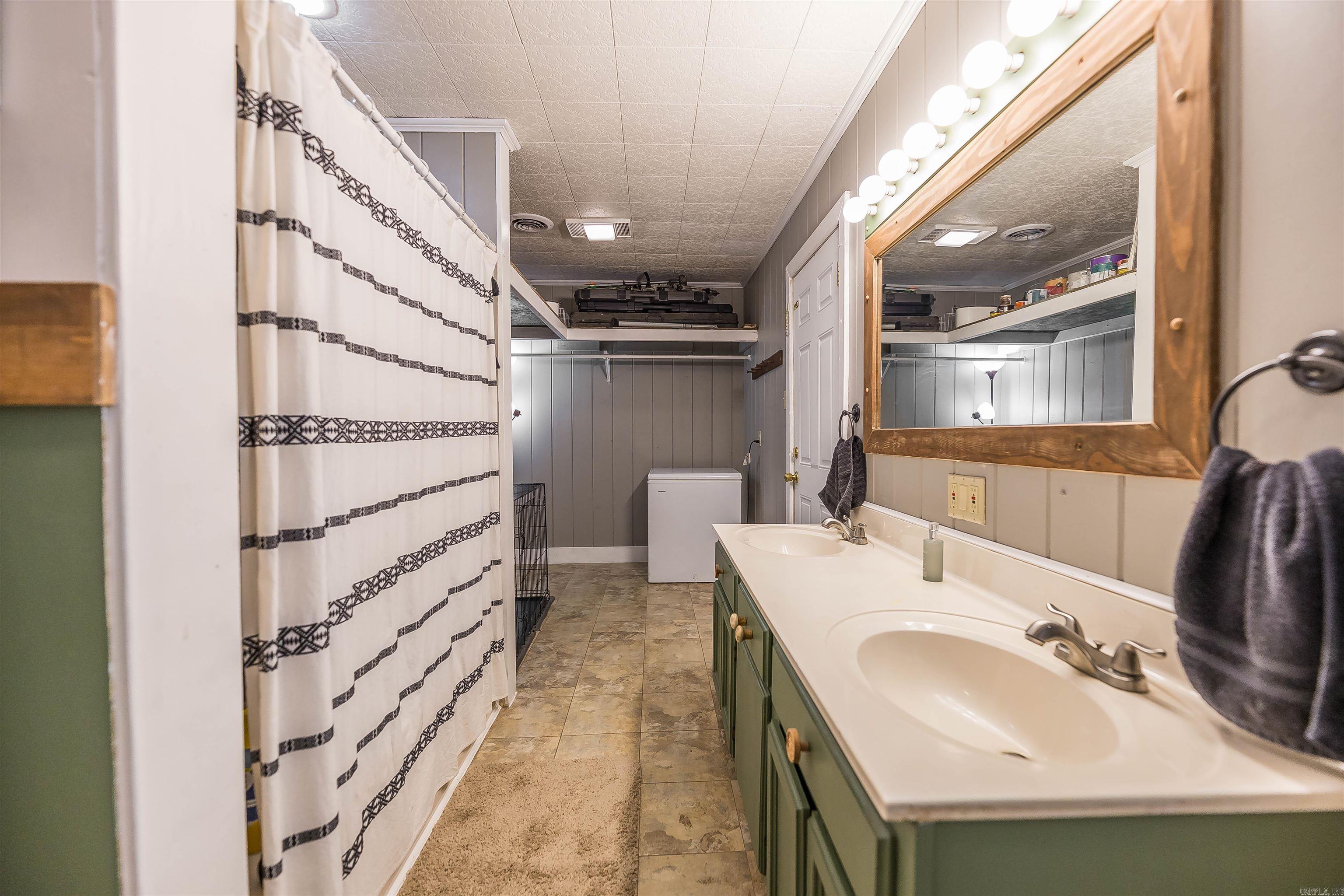 102 Shepherd Ave Camden, AR 71701