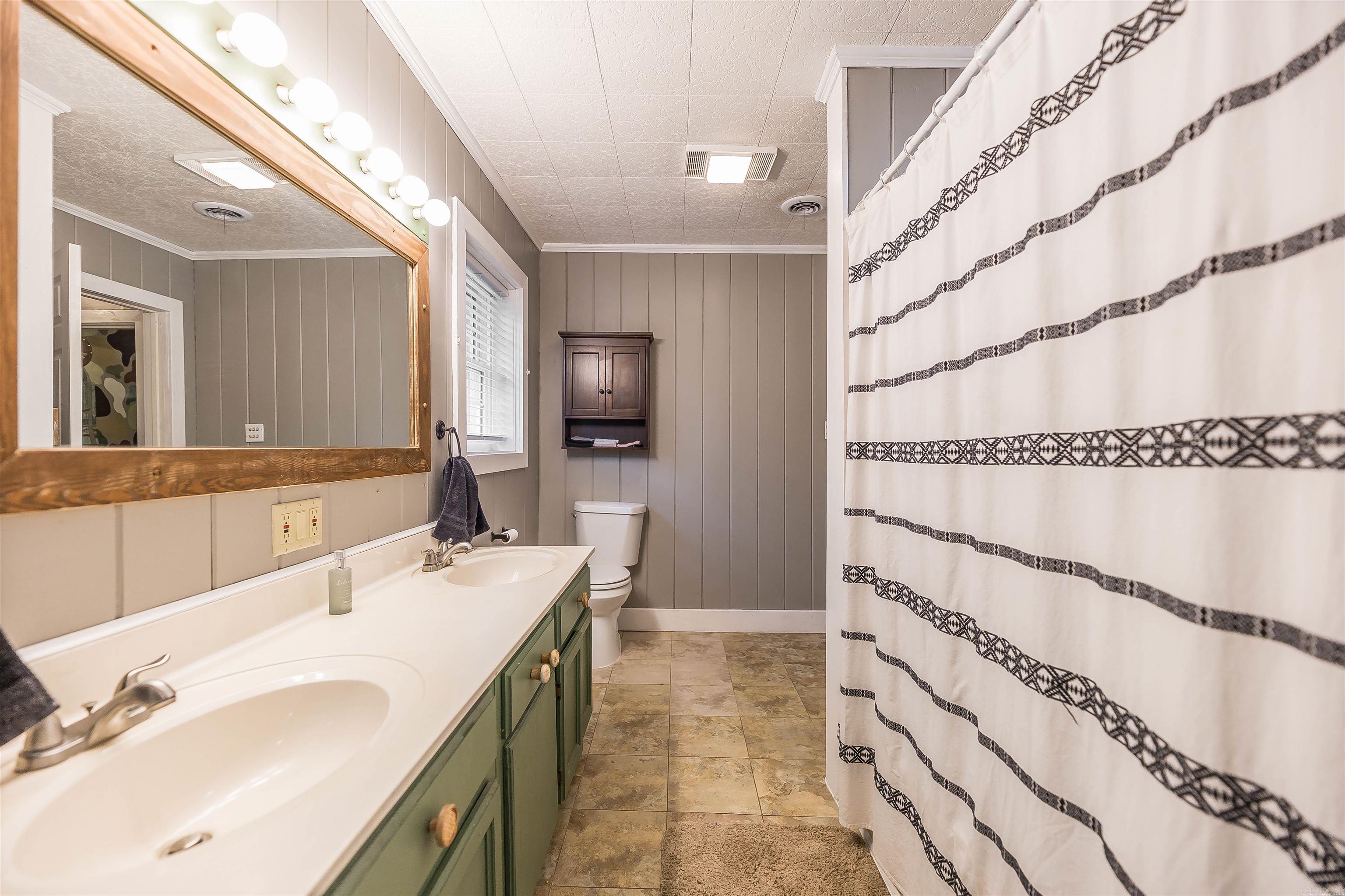 102 Shepherd Ave Camden, AR 71701