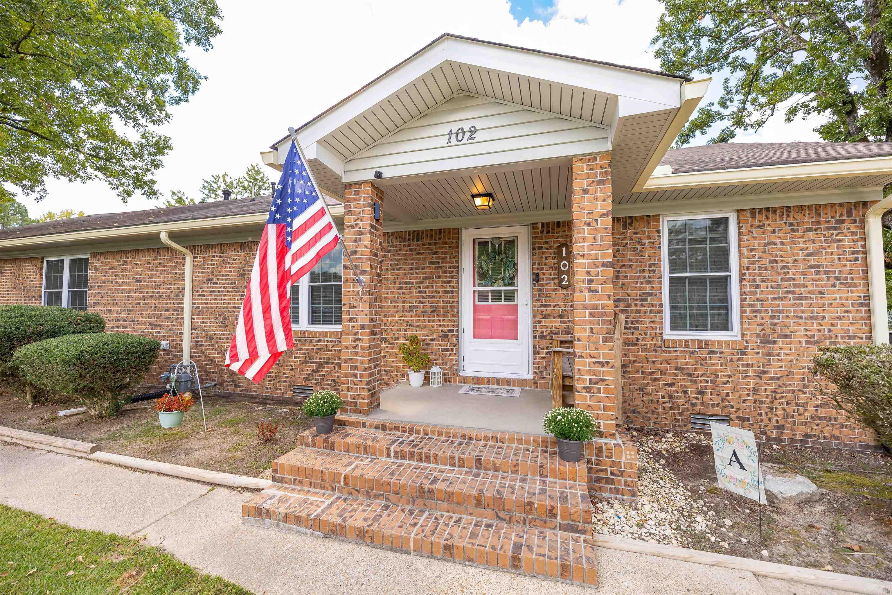 102 Shepherd Ave Camden, AR 71701