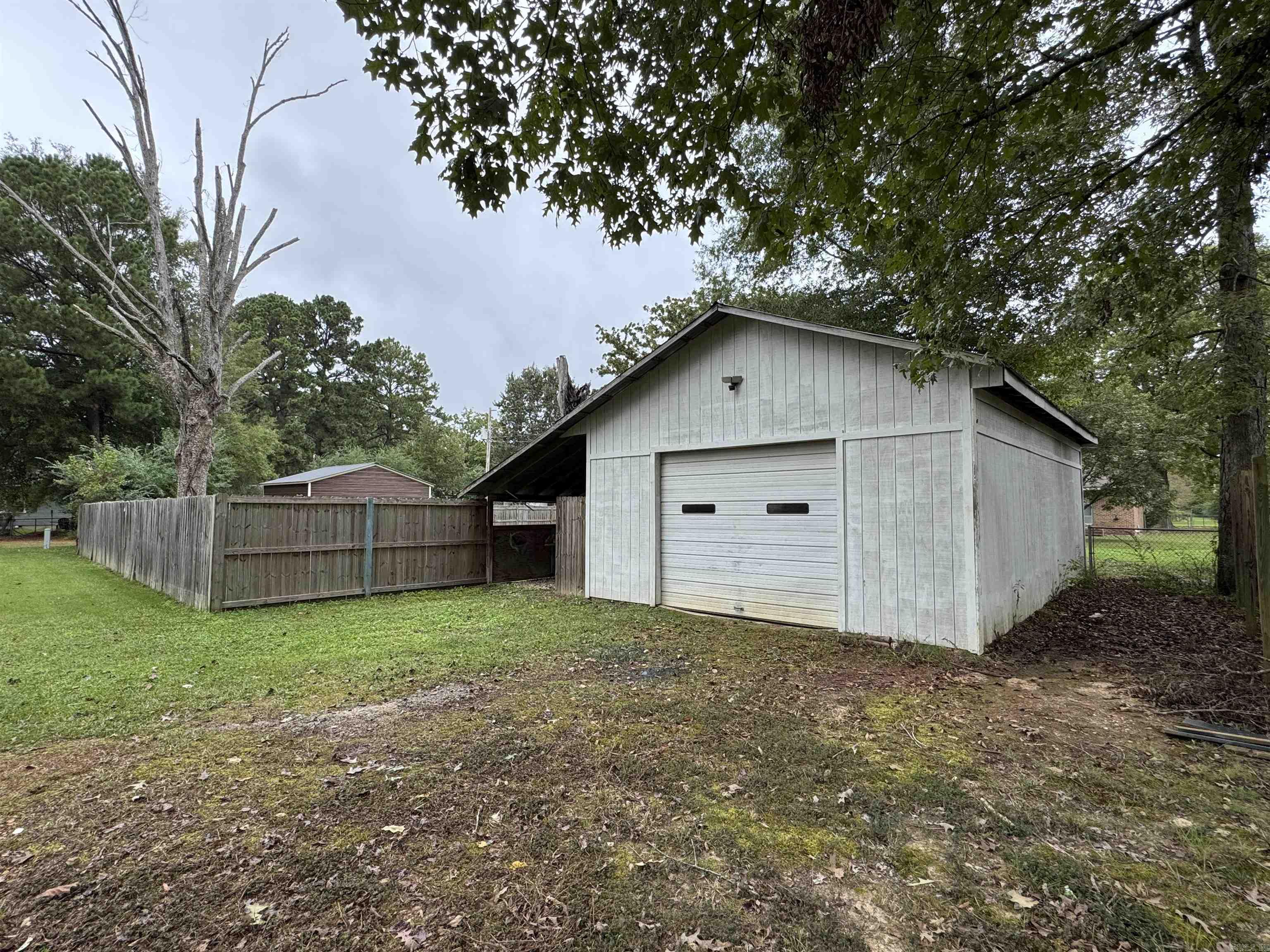 102 Shepherd Ave Camden, AR 71701