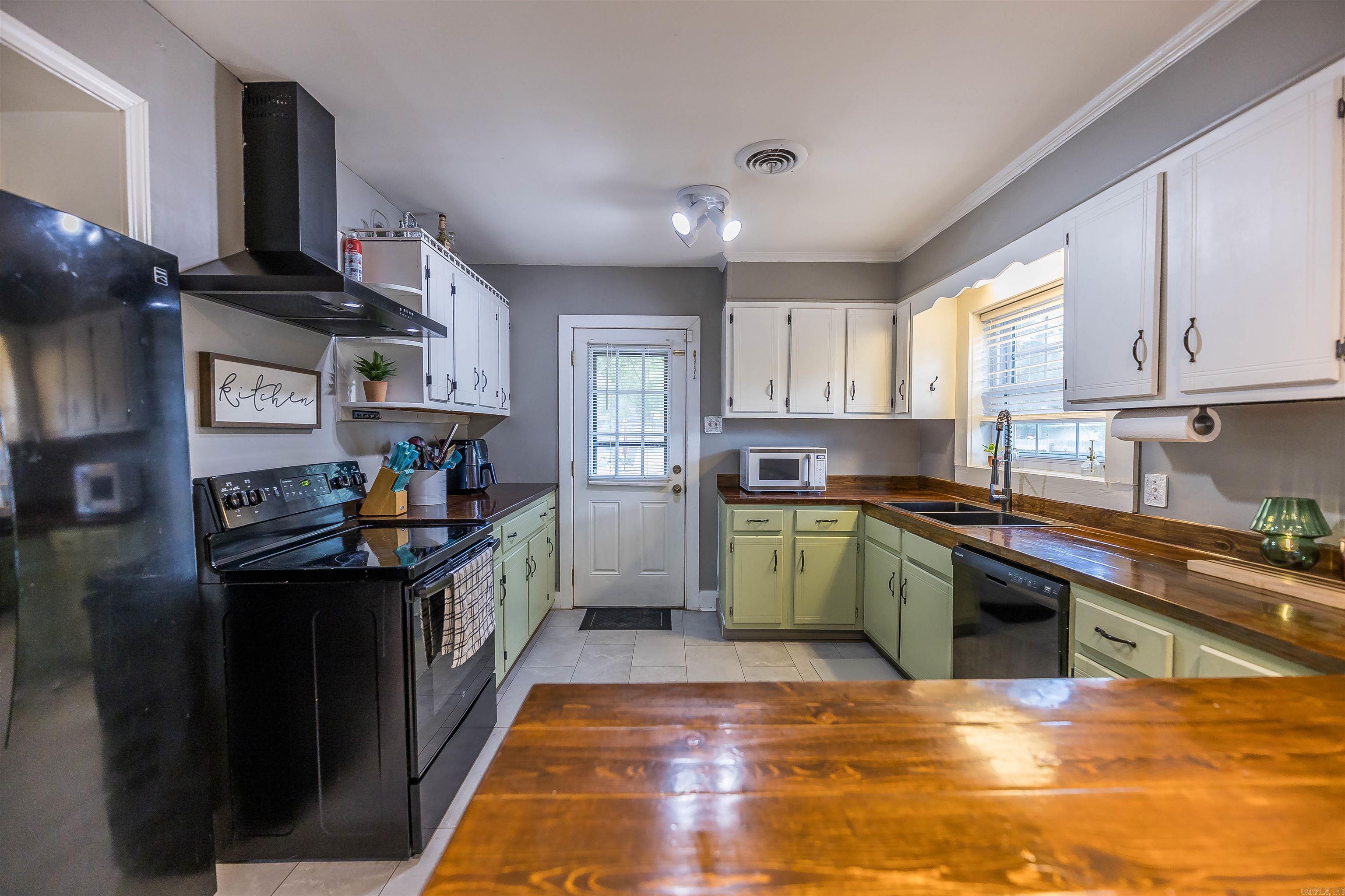 102 Shepherd Ave Camden, AR 71701