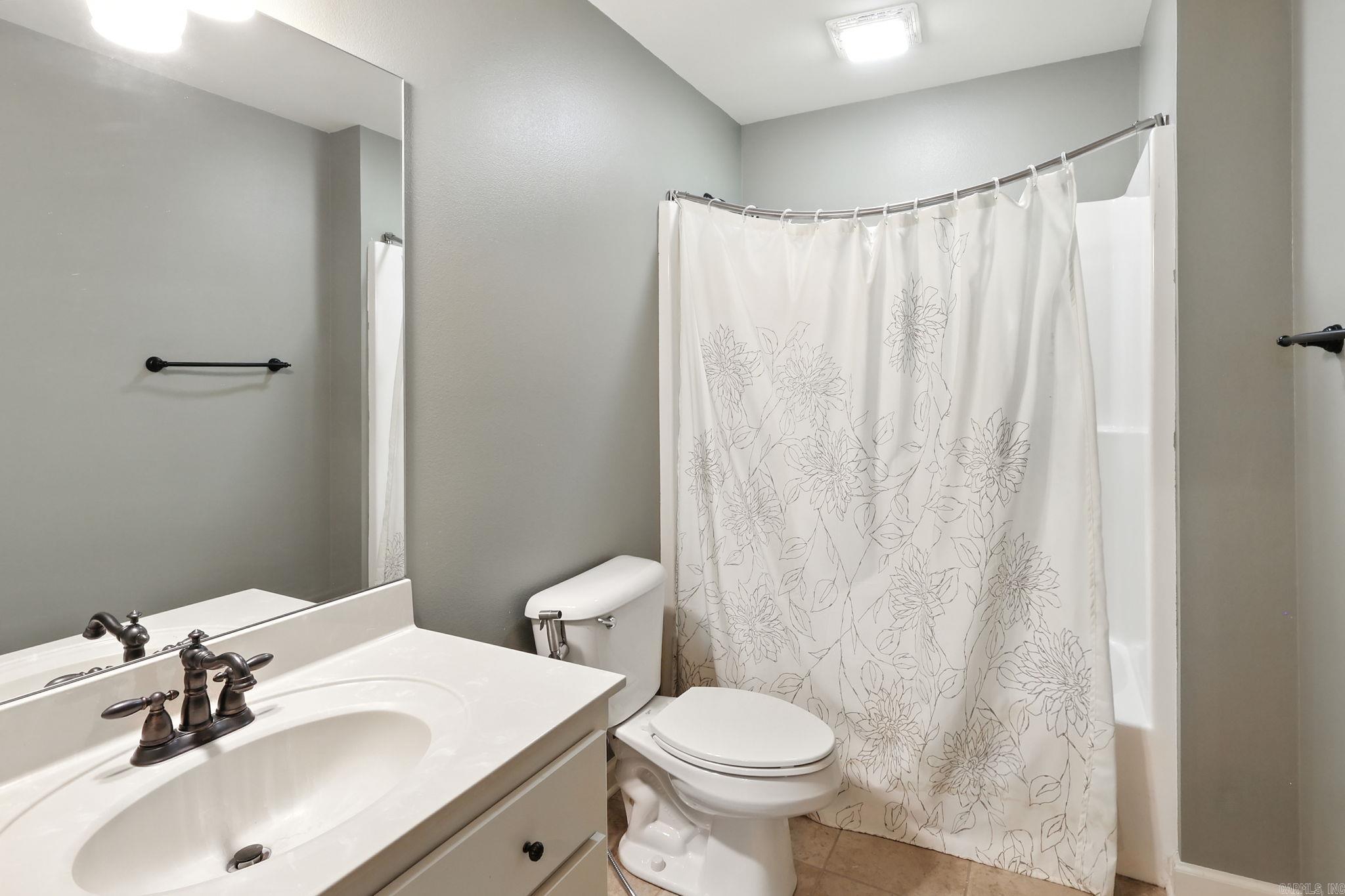 2905 Woodsgate Drive Little Rock, AR 72211