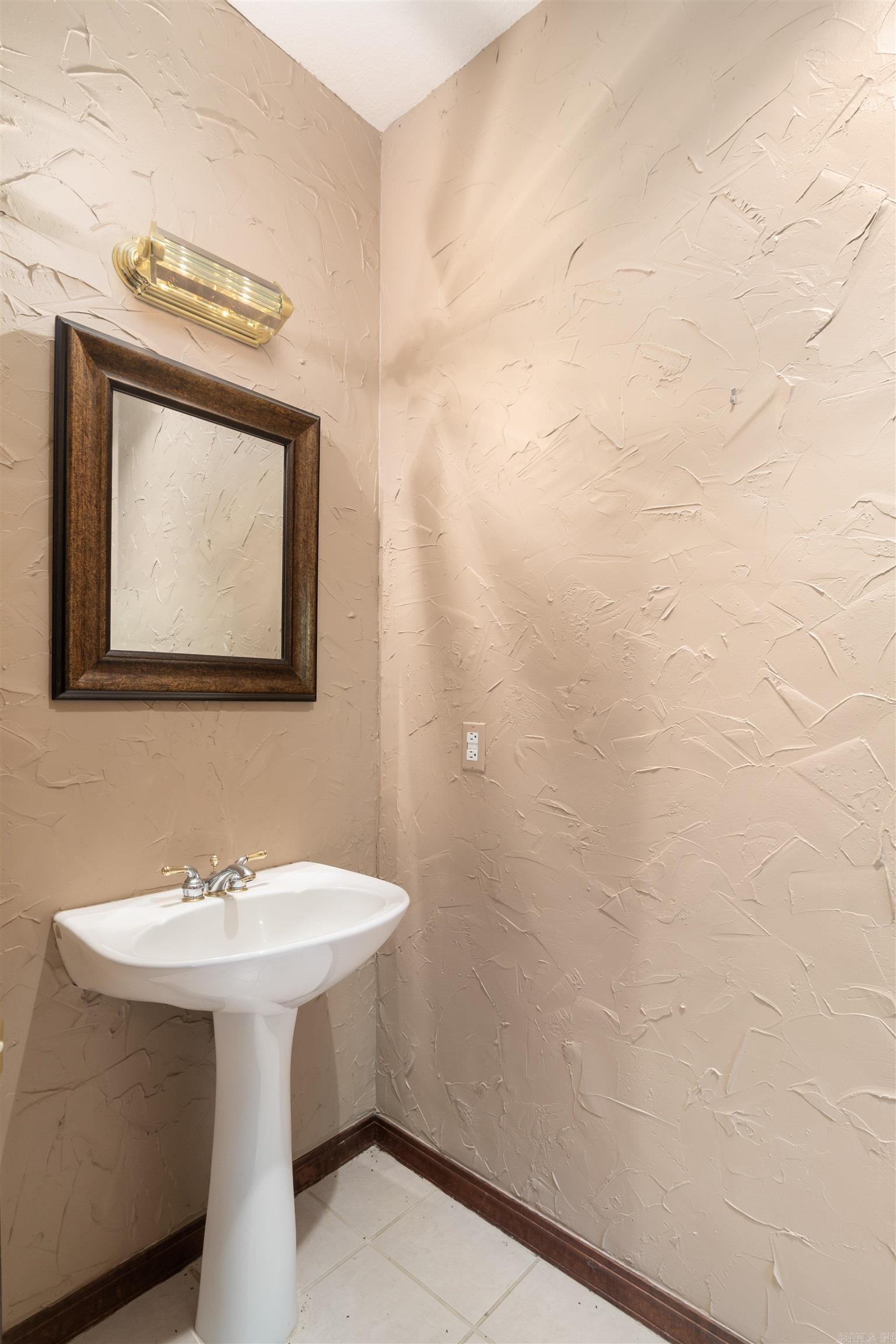 35 Delgado Way Hot Springs Village, AR 71909