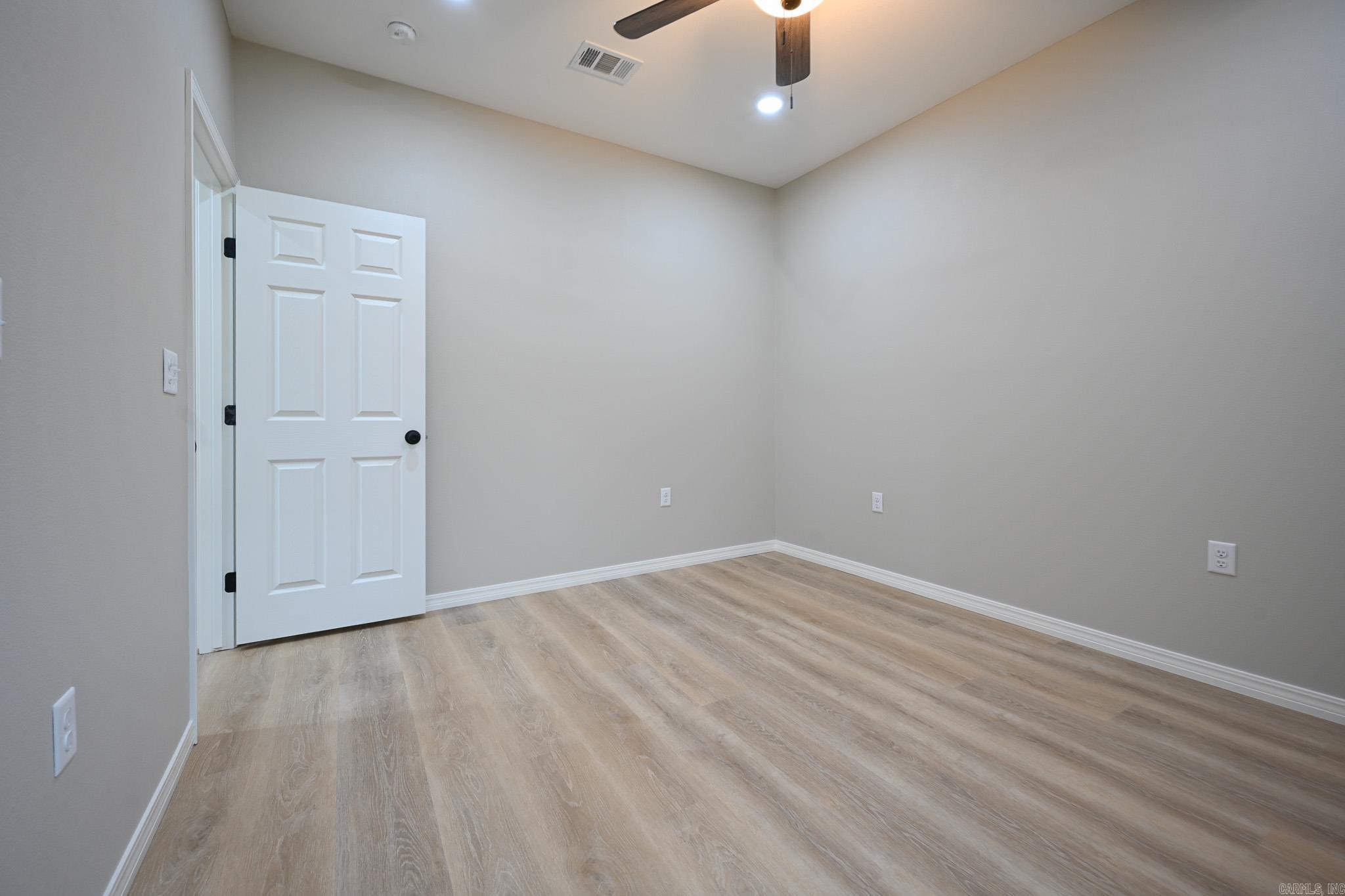 104 Red Oak Drive Mena, AR 71953