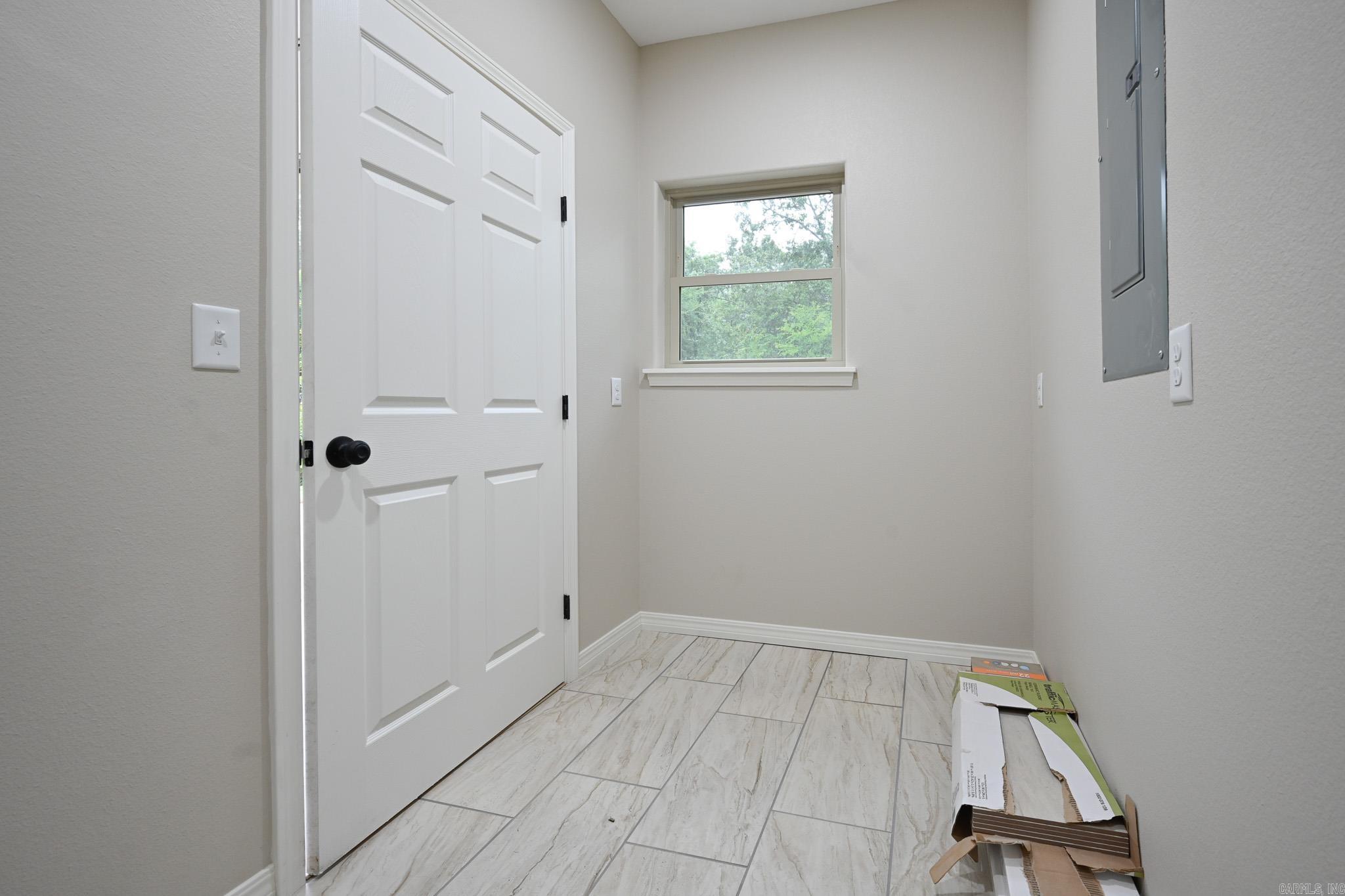 104 Red Oak Drive Mena, AR 71953