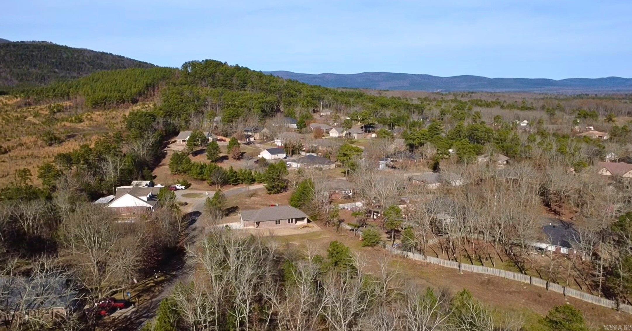 104 Red Oak  Mena, AR