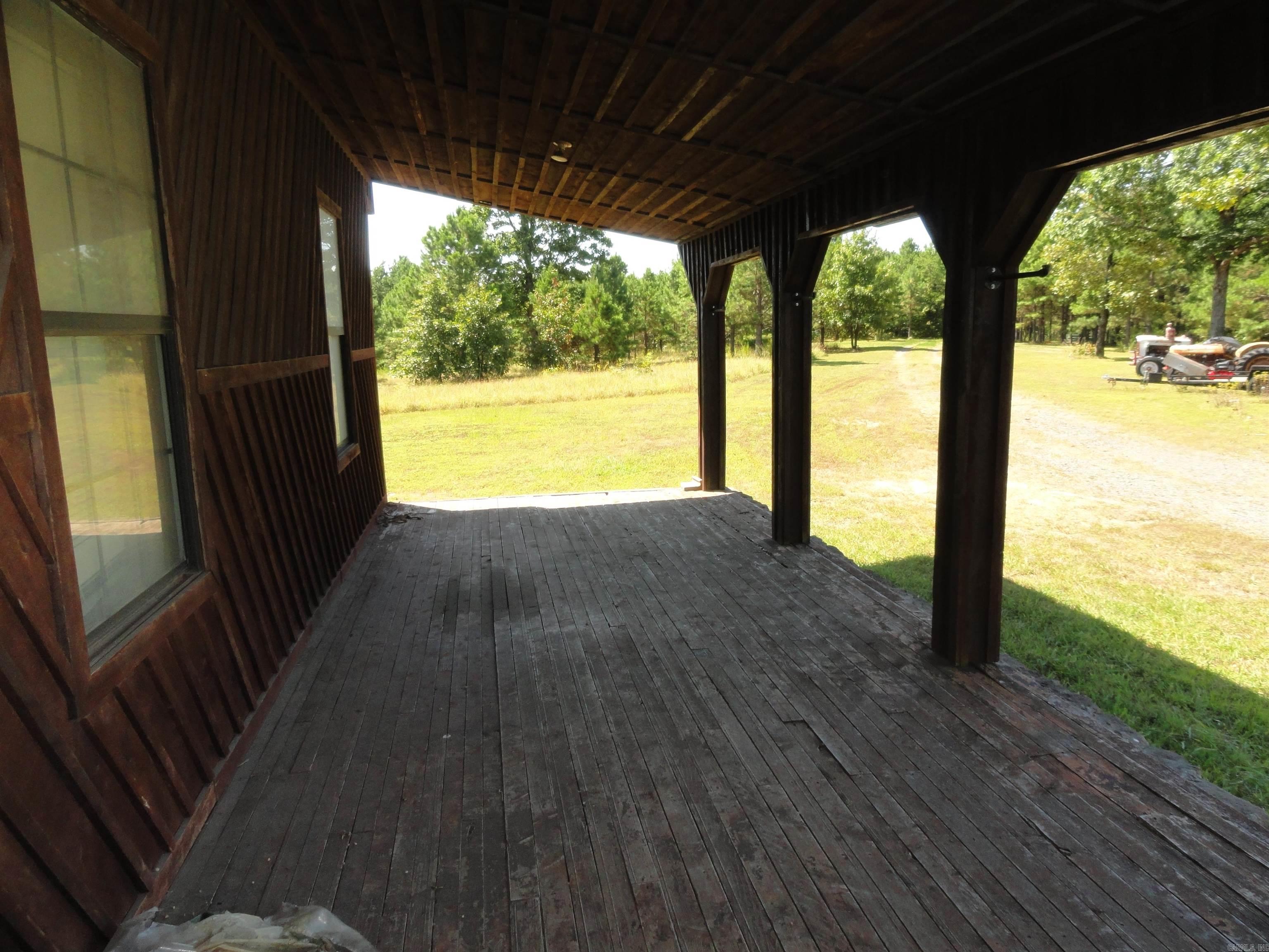 878 Harry Brown Road Leslie, AR 72645