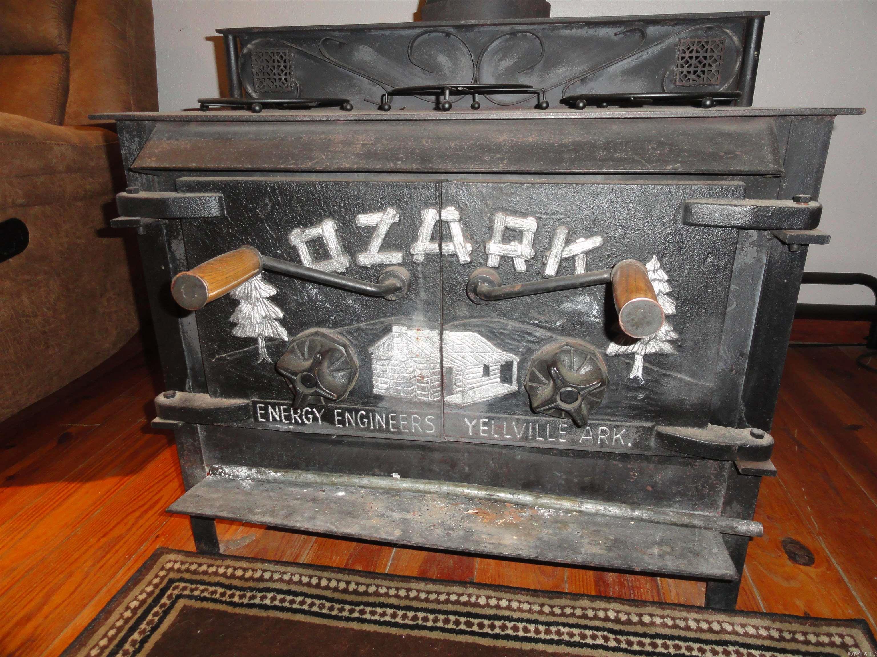 878 Harry Brown Road Leslie, AR 72645