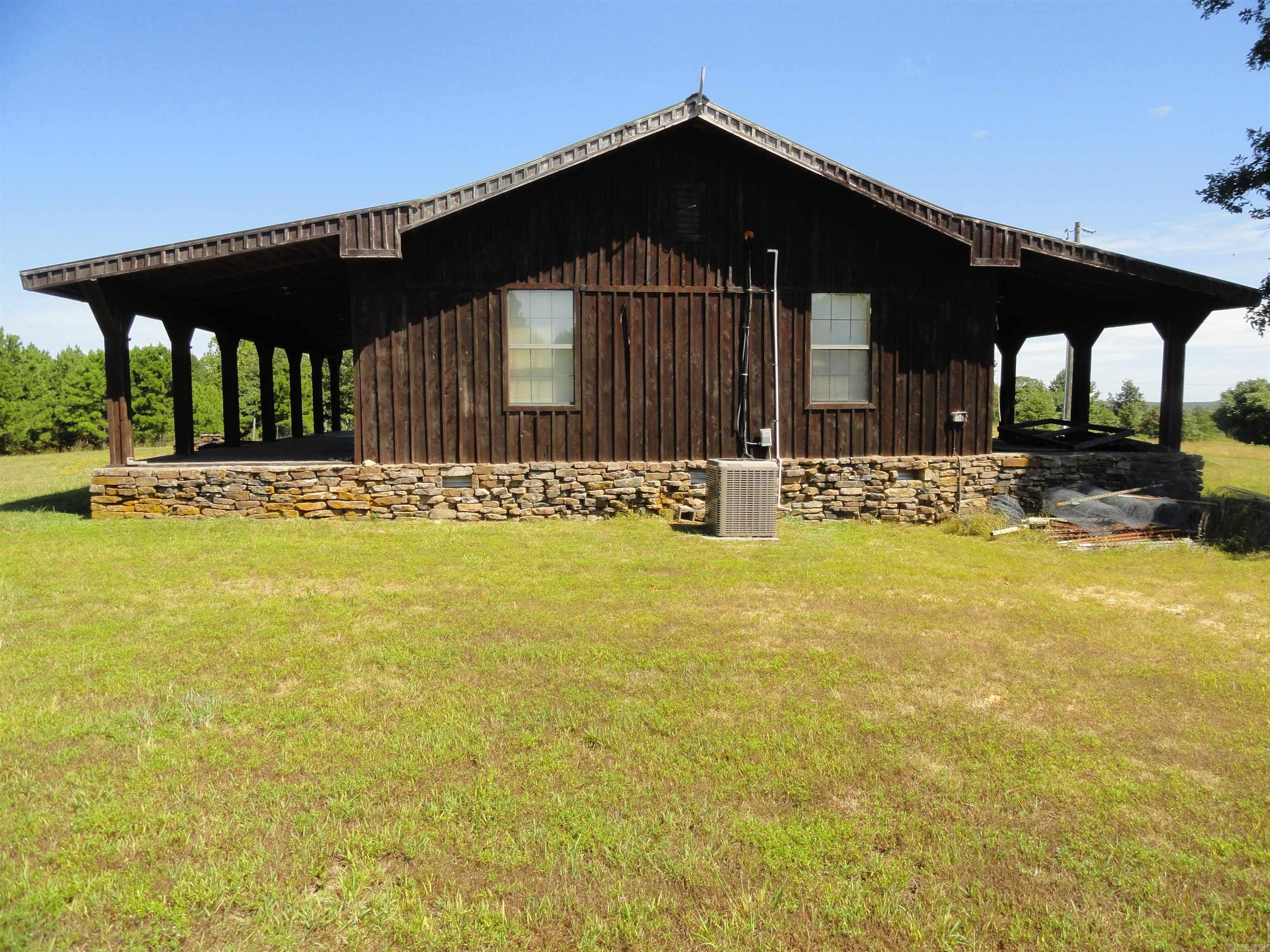 878 Harry Brown Road Leslie, AR 72645
