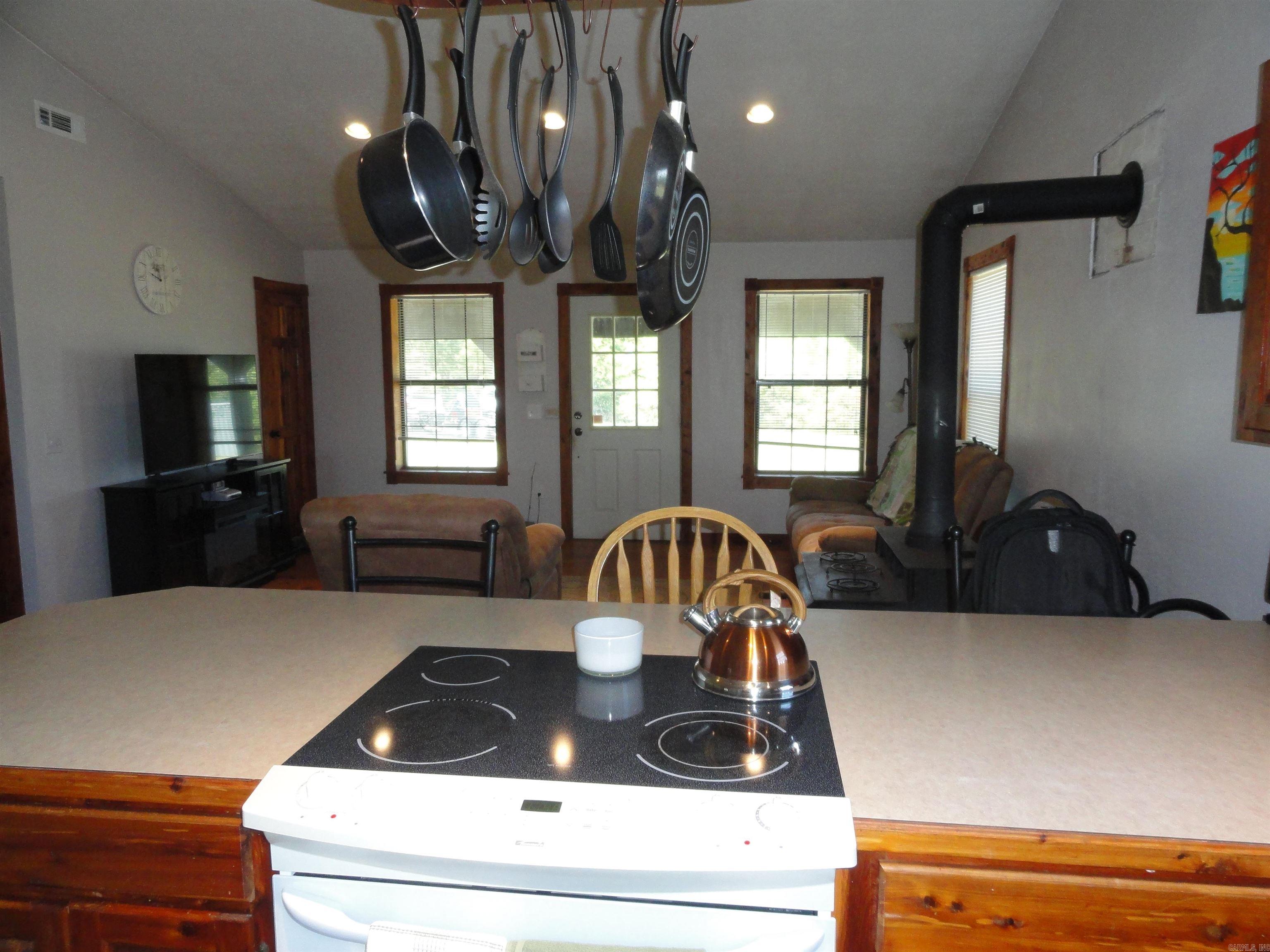 878 Harry Brown Road Leslie, AR 72645