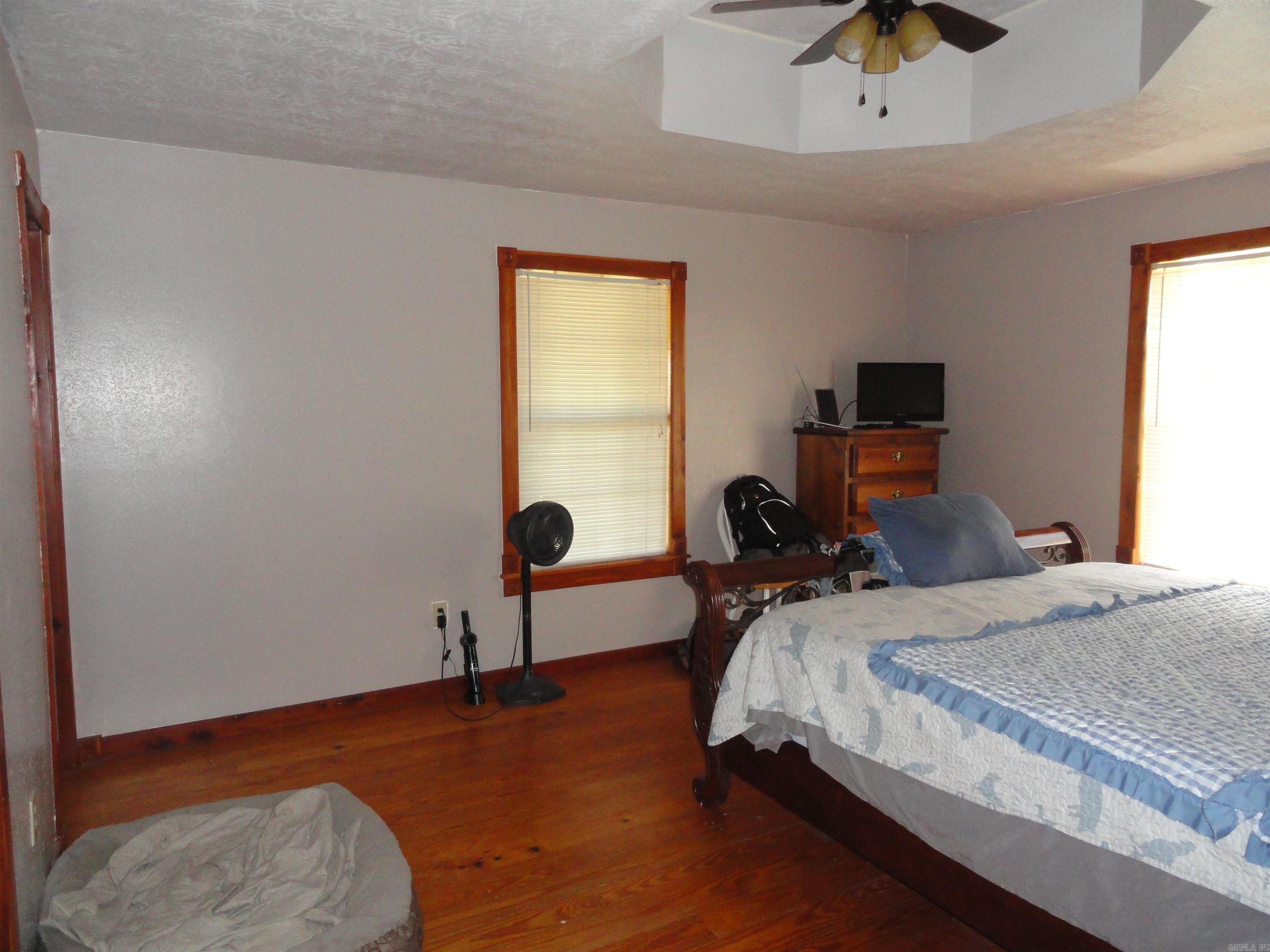 878 Harry Brown Road Leslie, AR 72645