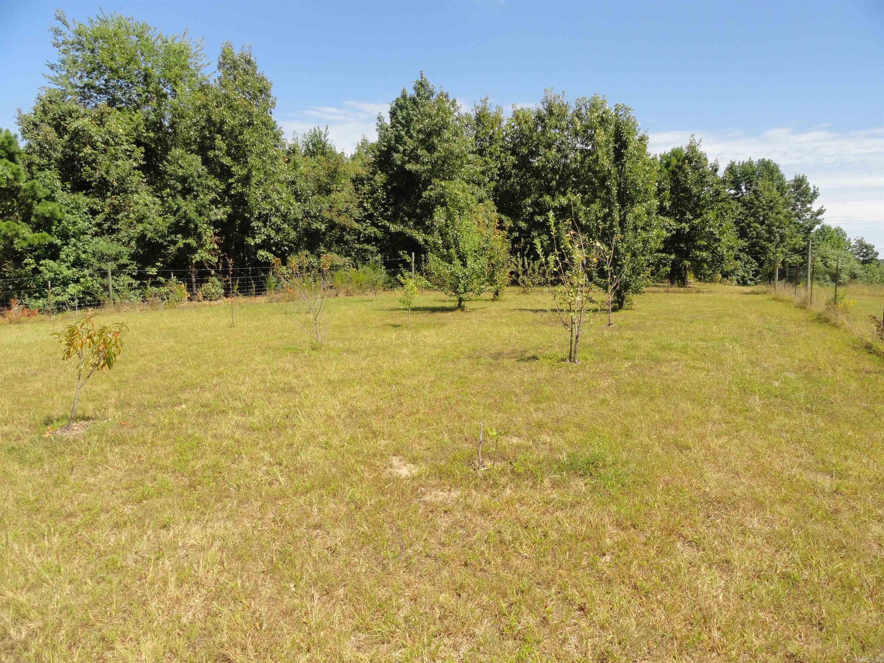 878 Harry Brown Road Leslie, AR 72645