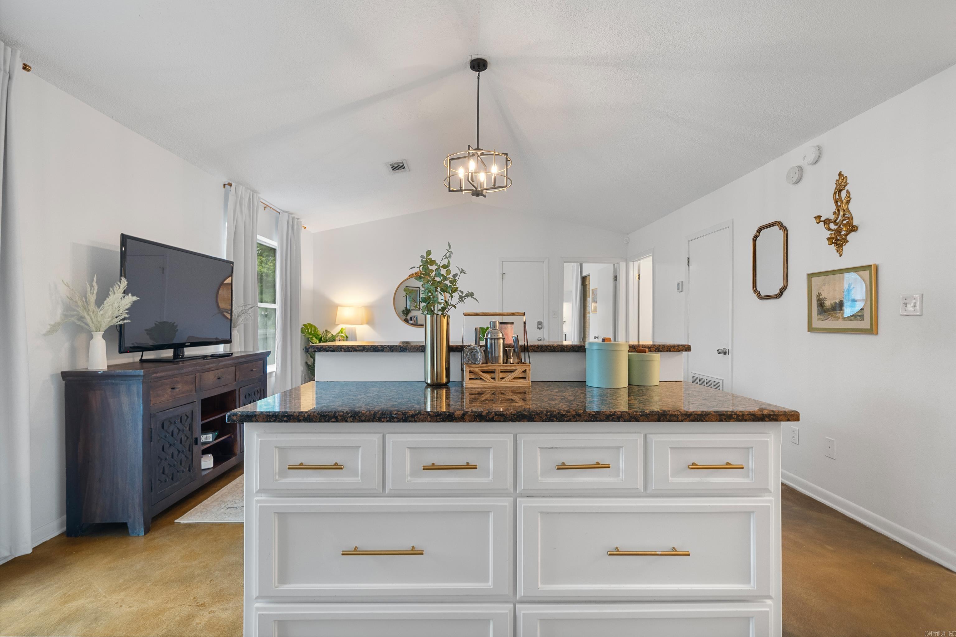 125 Lees Landing Hot Springs, AR 71913