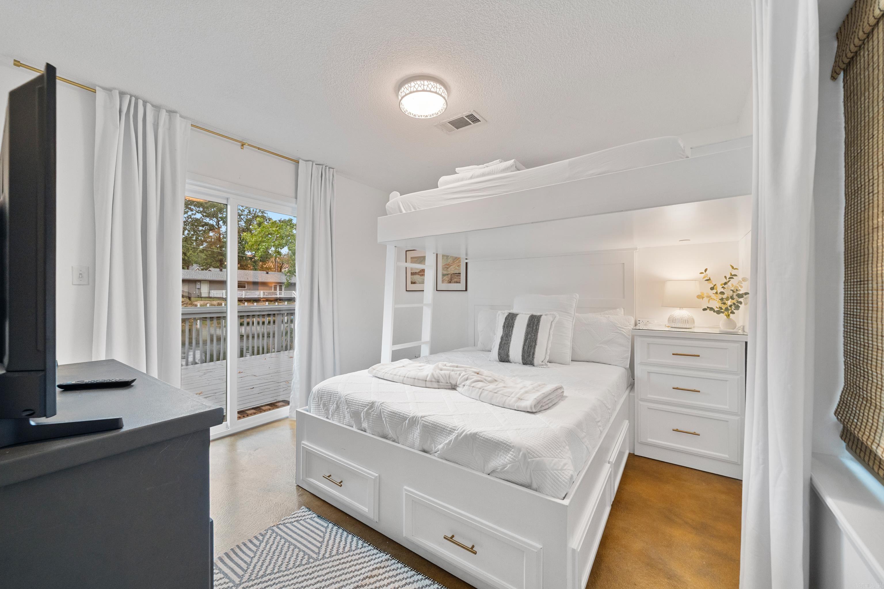 125 Lees Landing Hot Springs, AR 71913