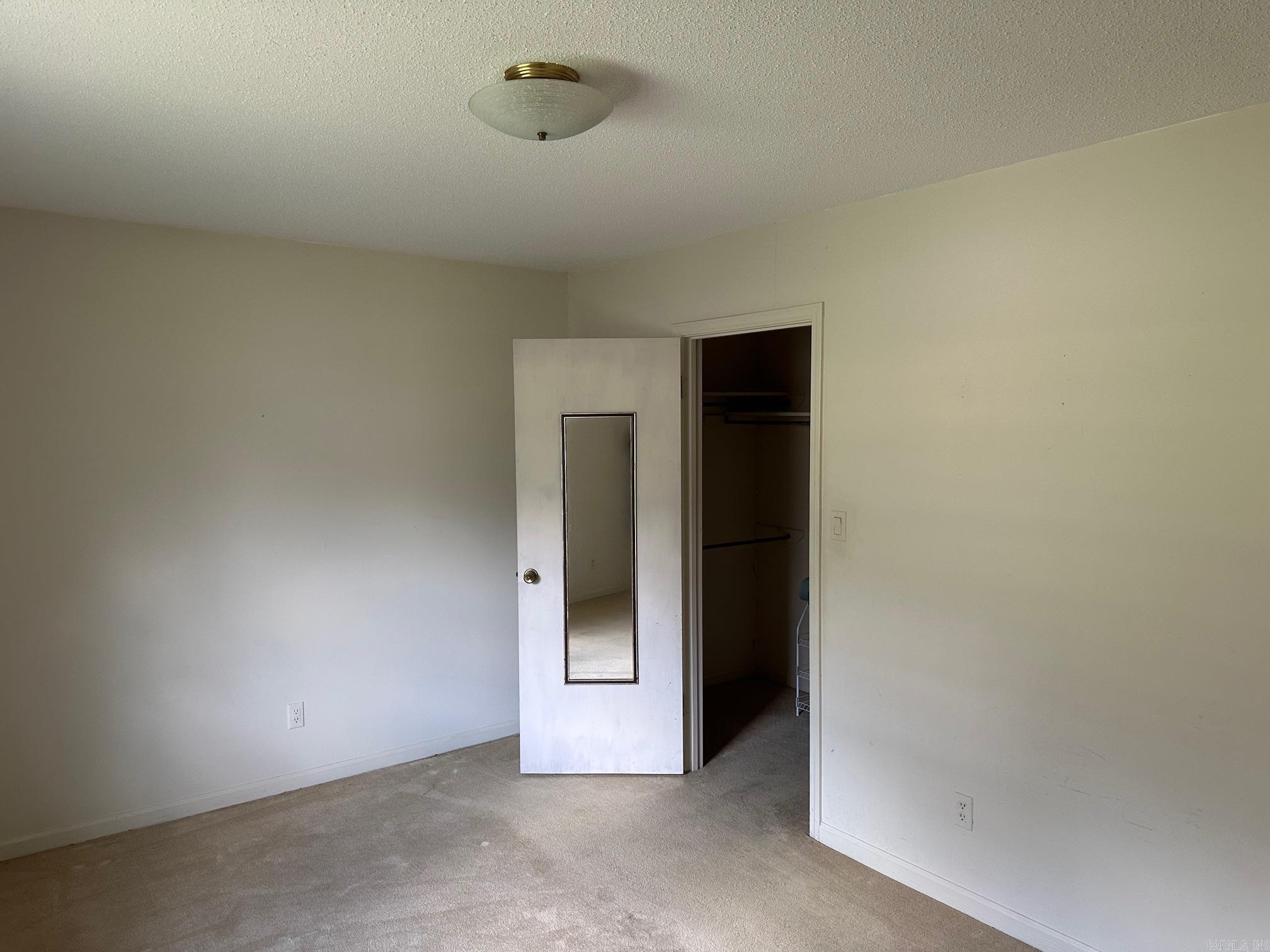 1105 woodcrest Star City, AR 71667