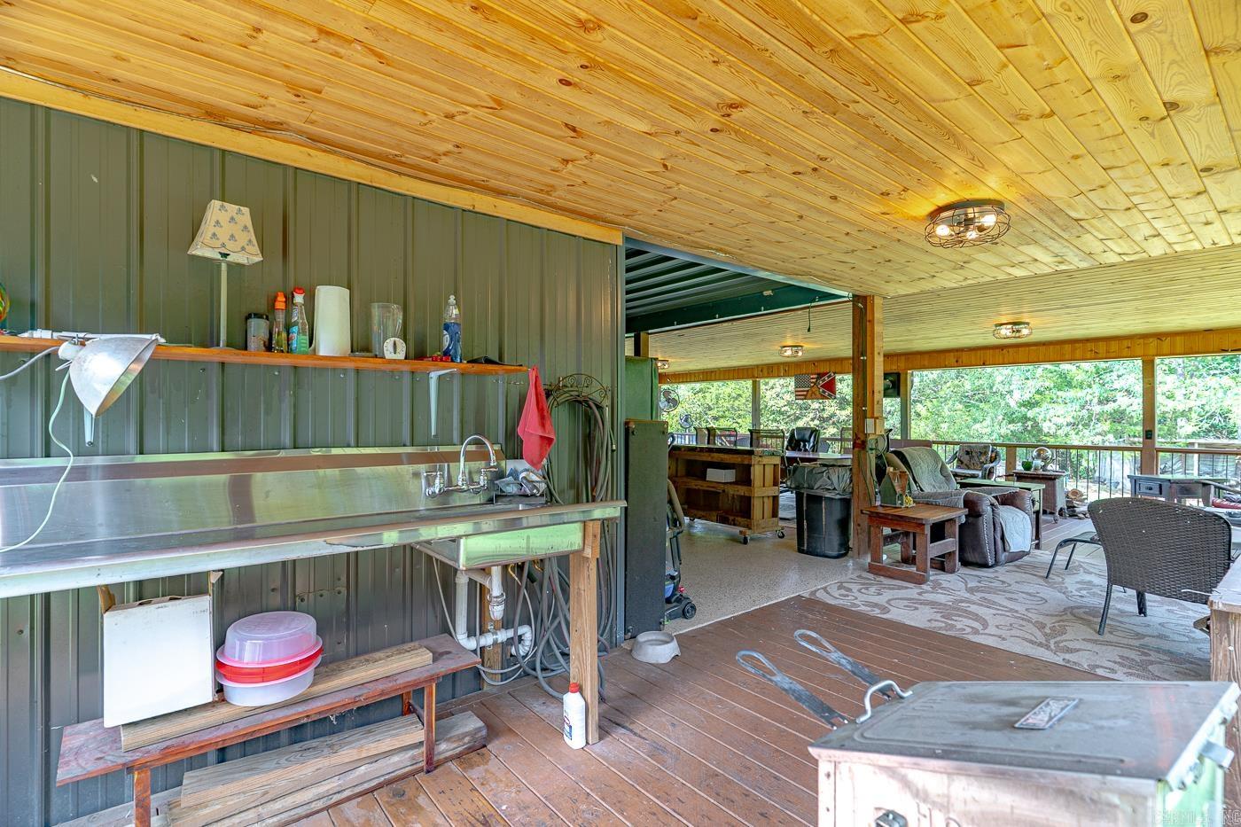 7135 Highway 124  Quitman, AR