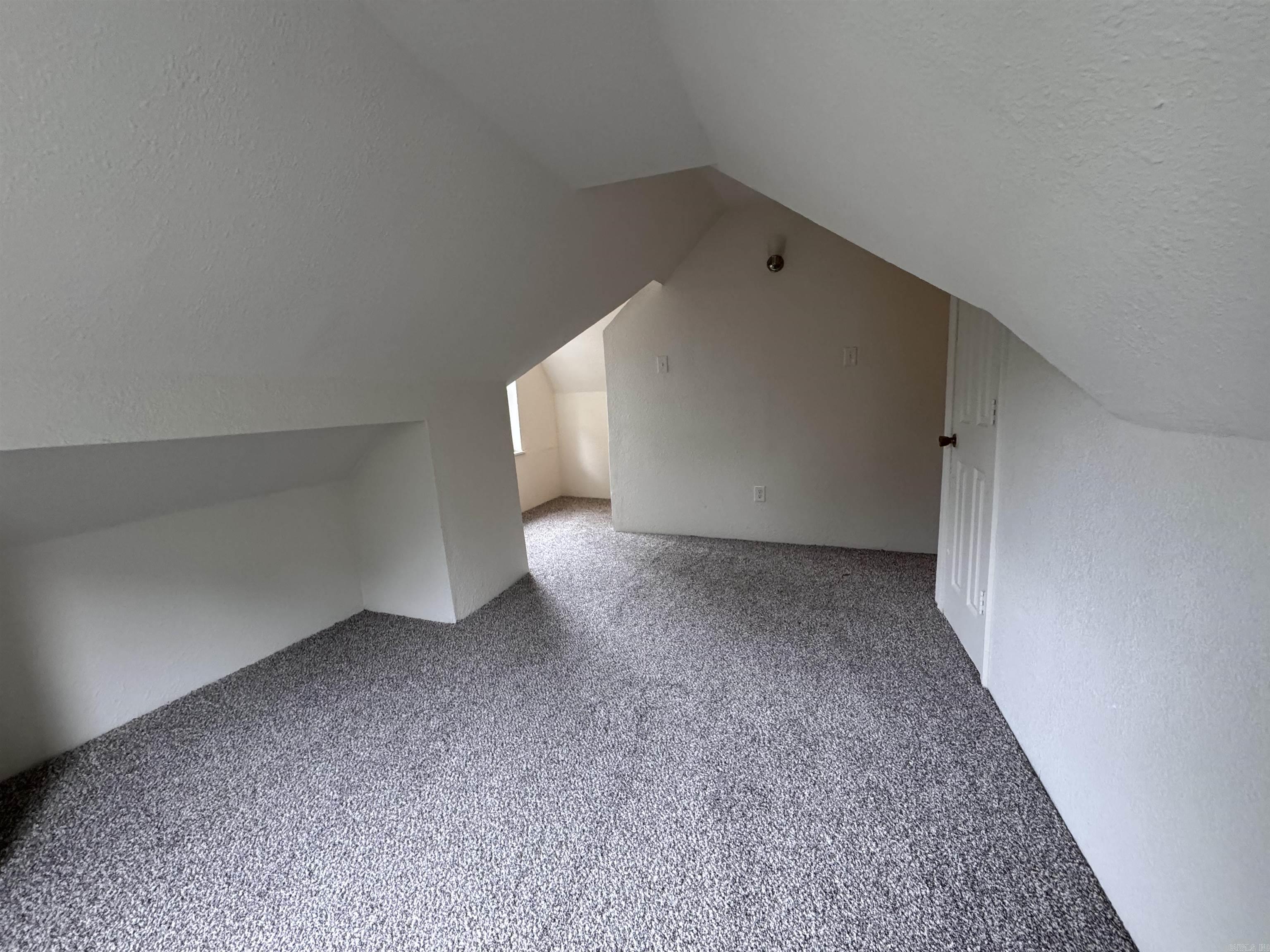 209 Elizabeth Terrace Hot Springs, AR 71901