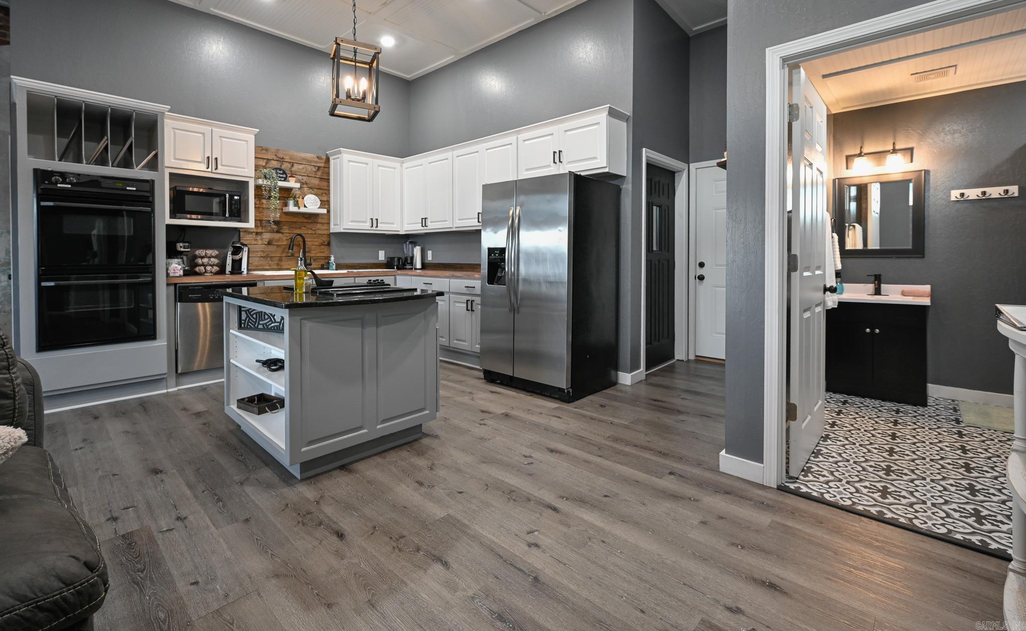 601 Mena St.  Mena, AR