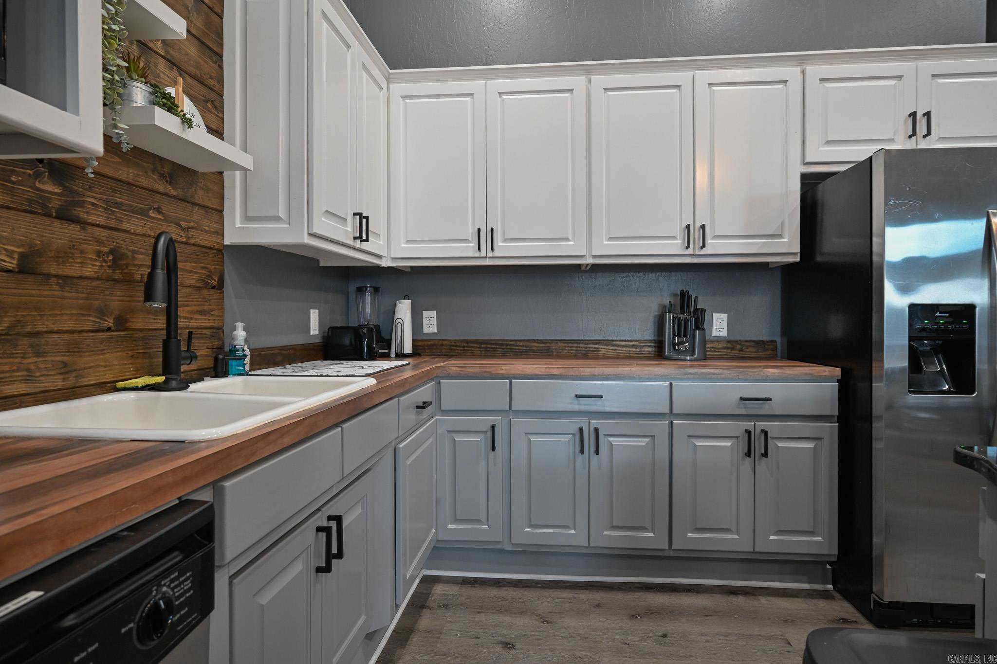 601 Mena St.  Mena, AR