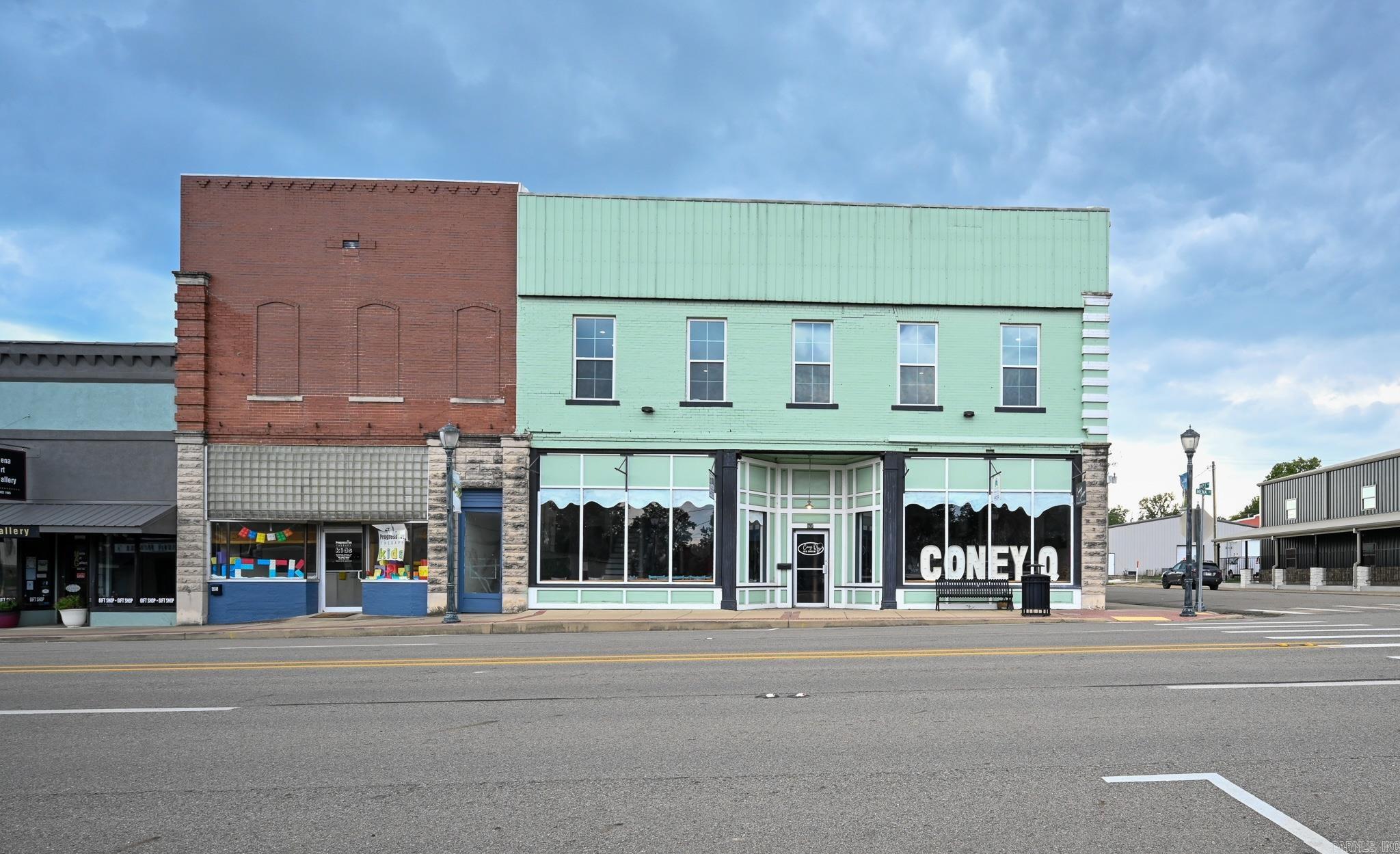 601 Mena St.  Mena, AR