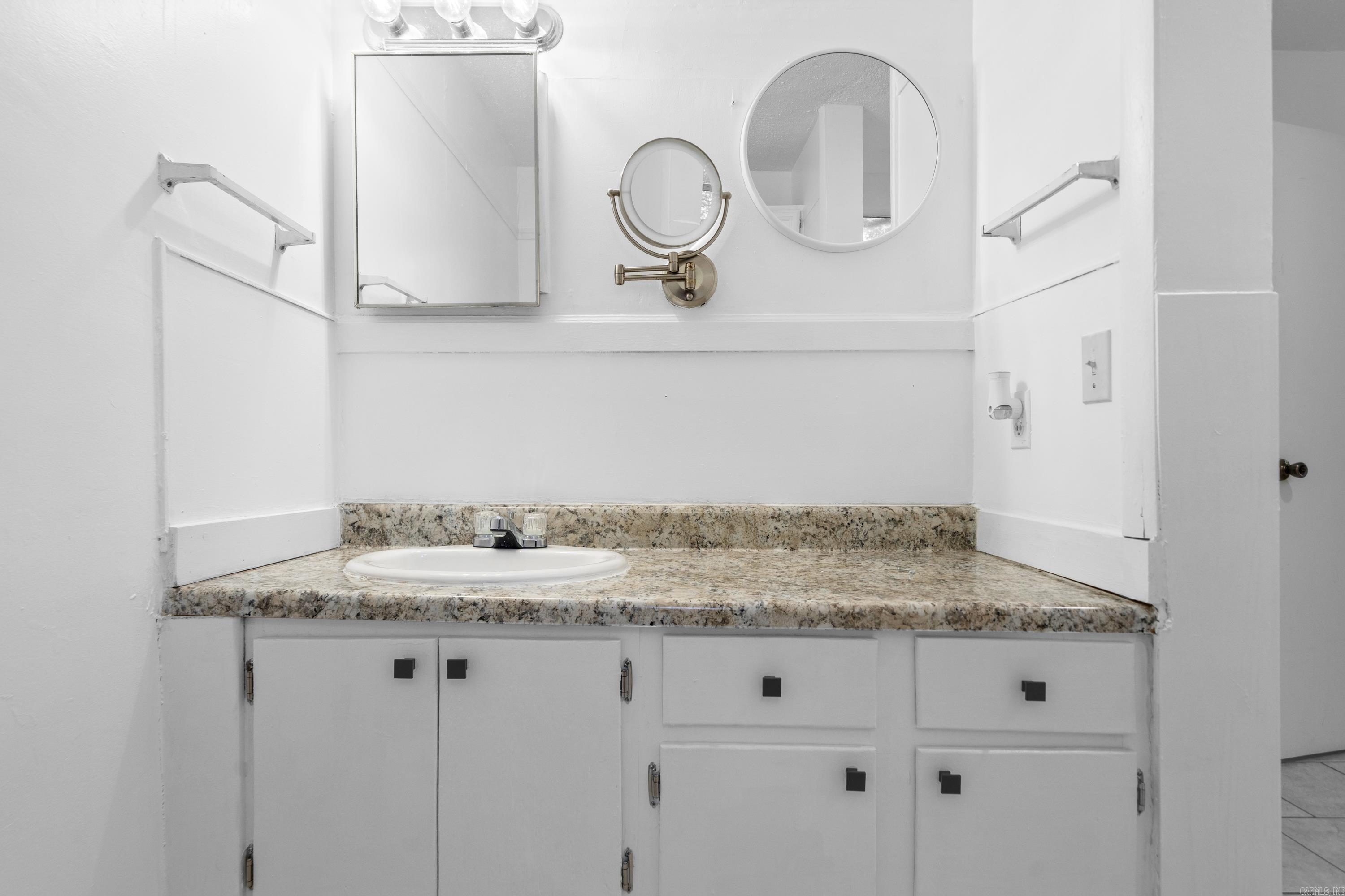 216 Elizabeth Terrace Hot Springs, AR 71901