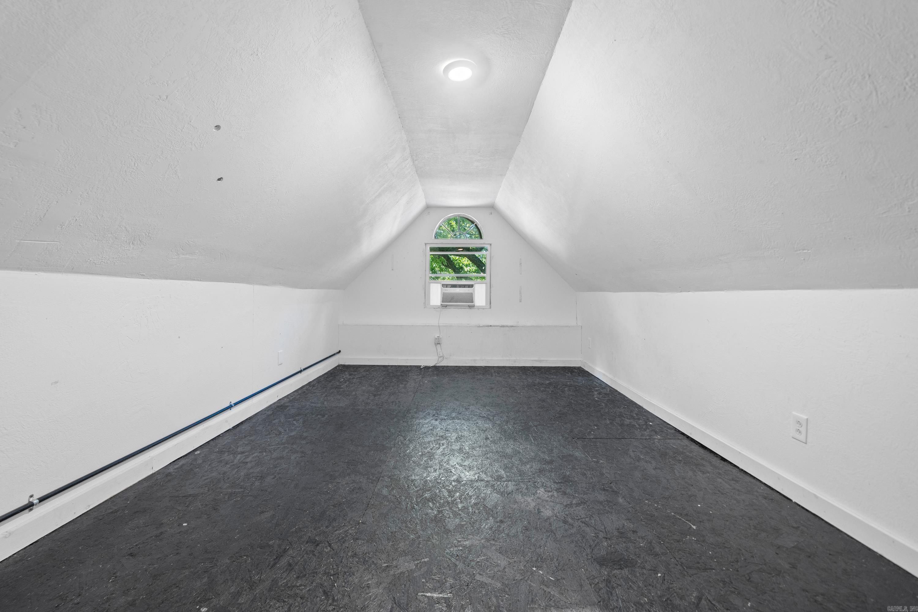 216 Elizabeth Terrace Hot Springs, AR 71901