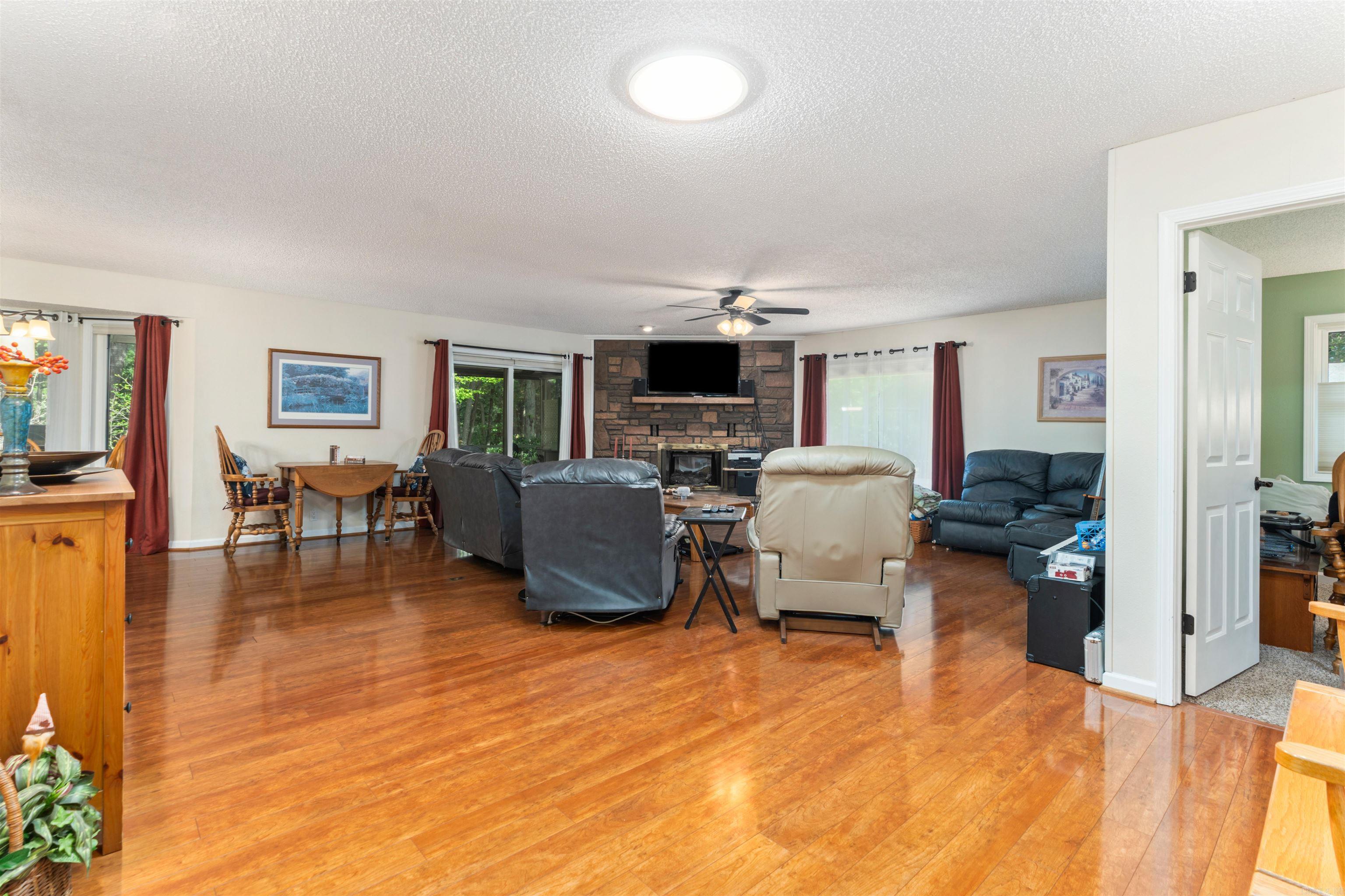 6 Nevada Lane Hot Springs Village, AR 71909