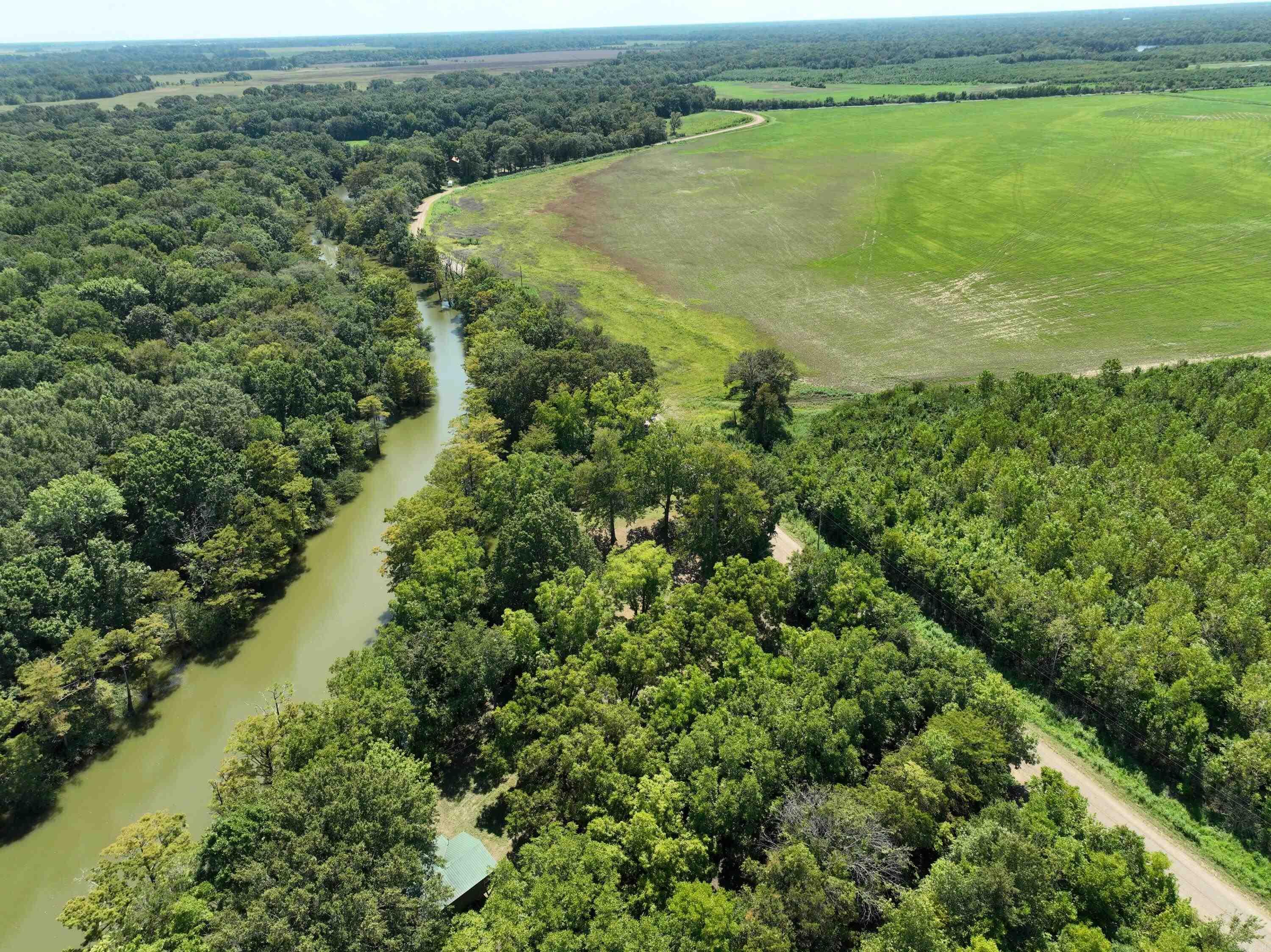 1806 County Rd 150  Augusta, AR