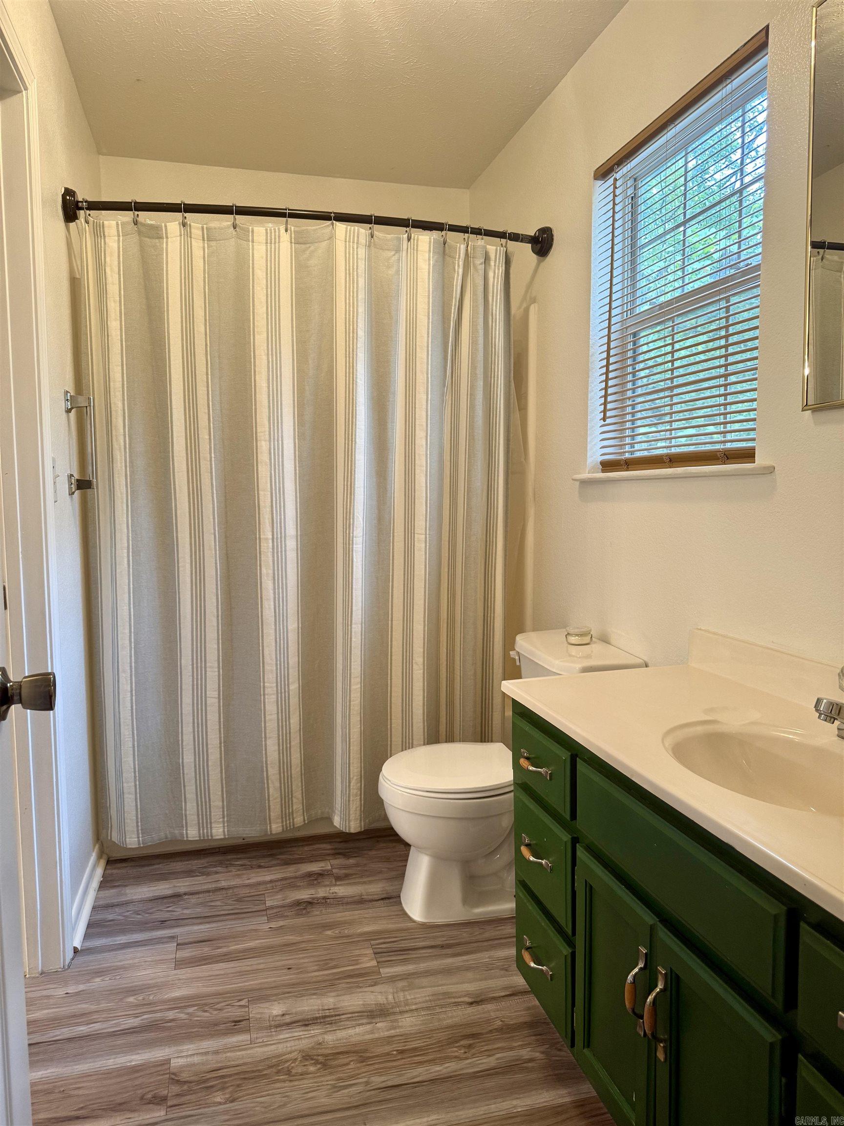 100 Iris  Drasco, AR