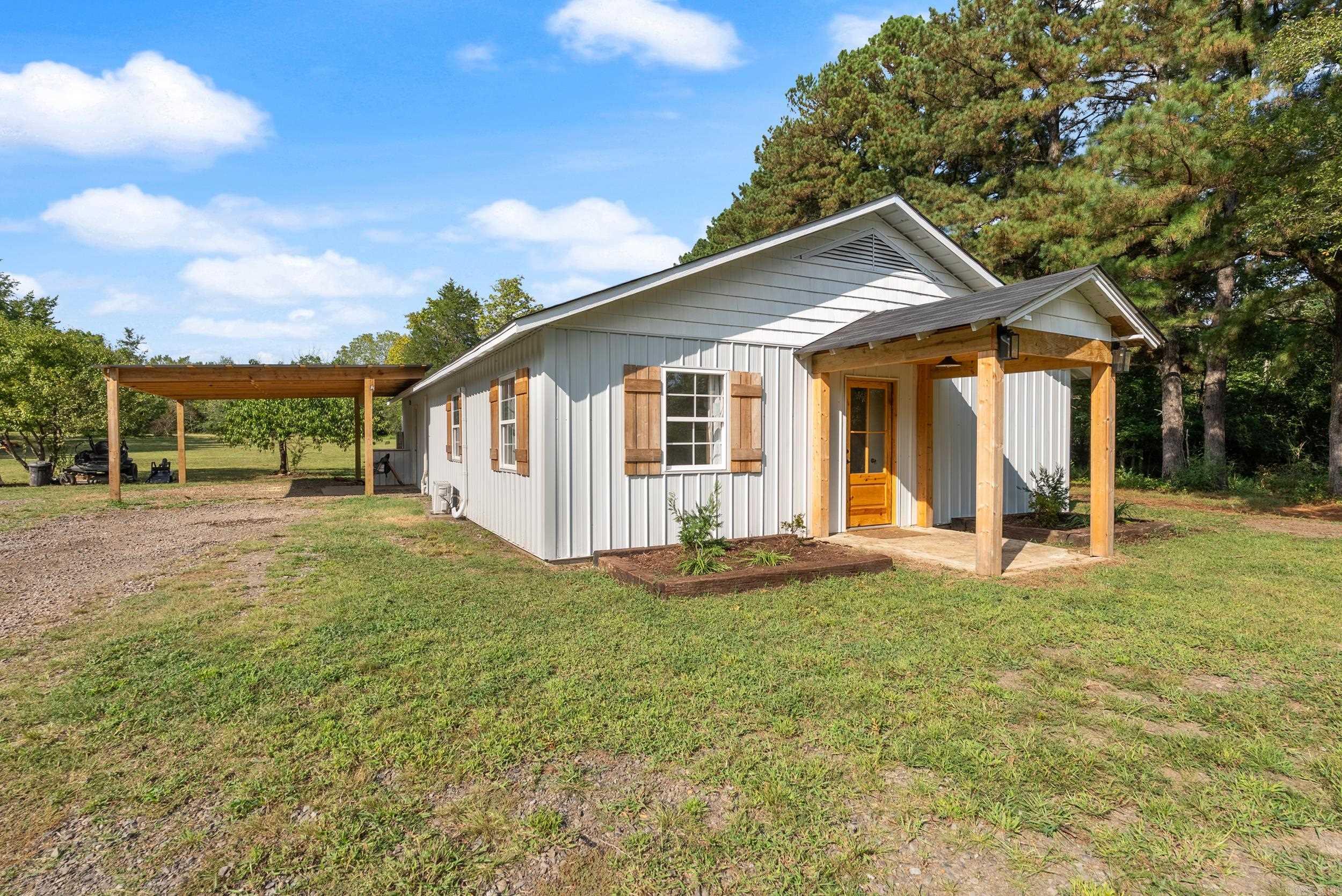 44 Sinai Road Conway, AR 72032