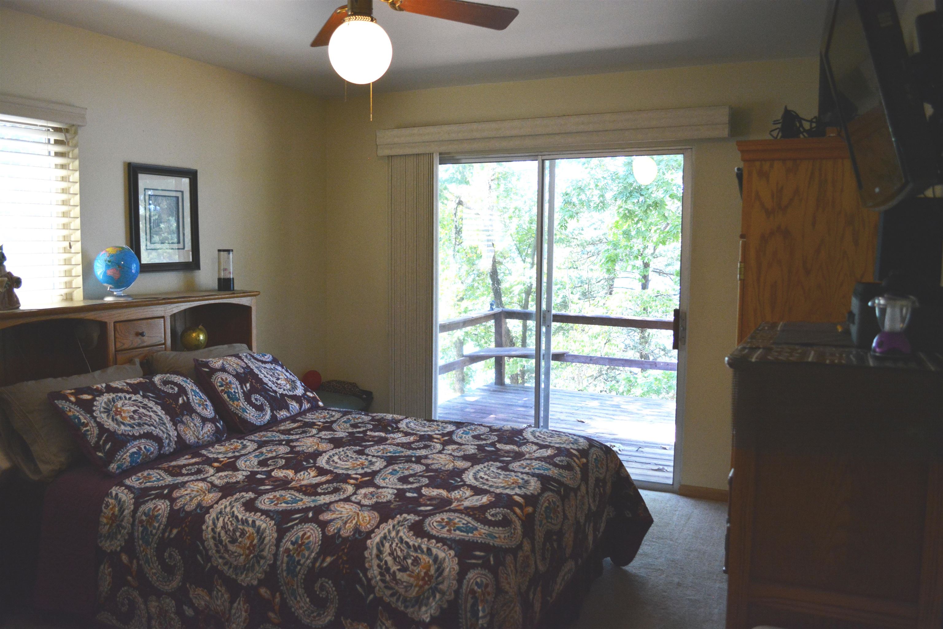 129 Iroquois Drive Cherokee Village, AR 72529