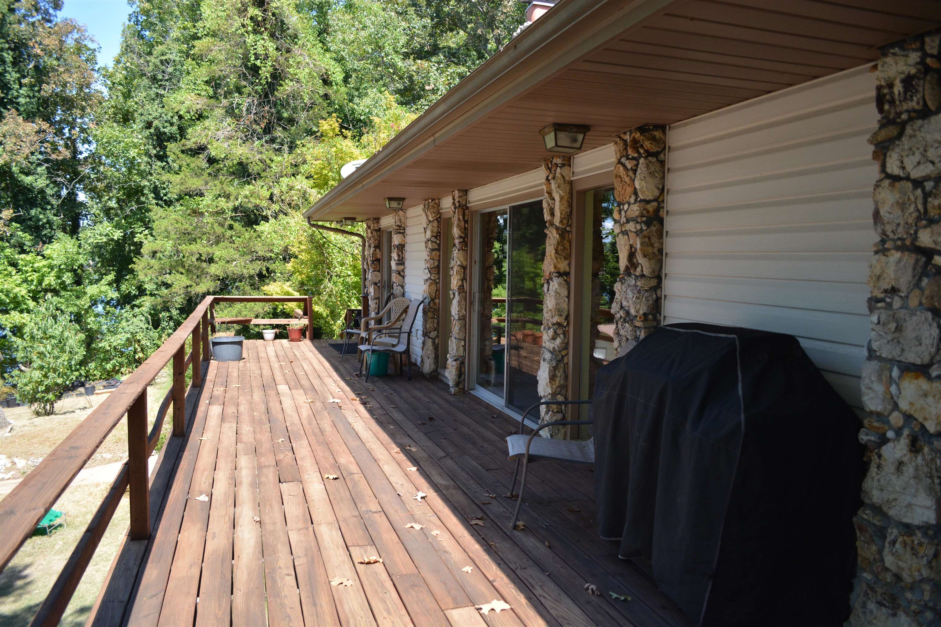 129 Iroquois Drive Cherokee Village, AR 72529