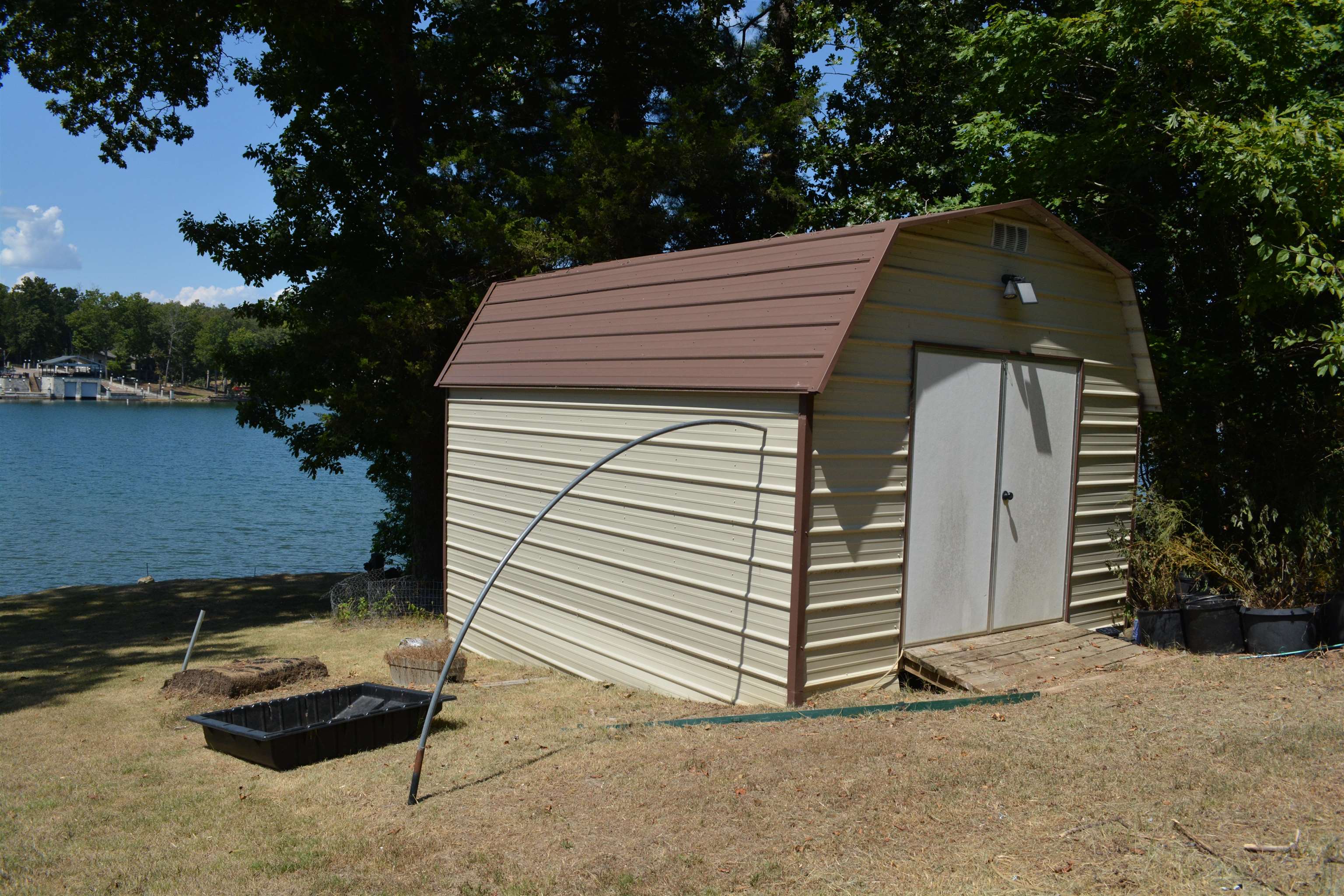 129 Iroquois Drive Cherokee Village, AR 72529