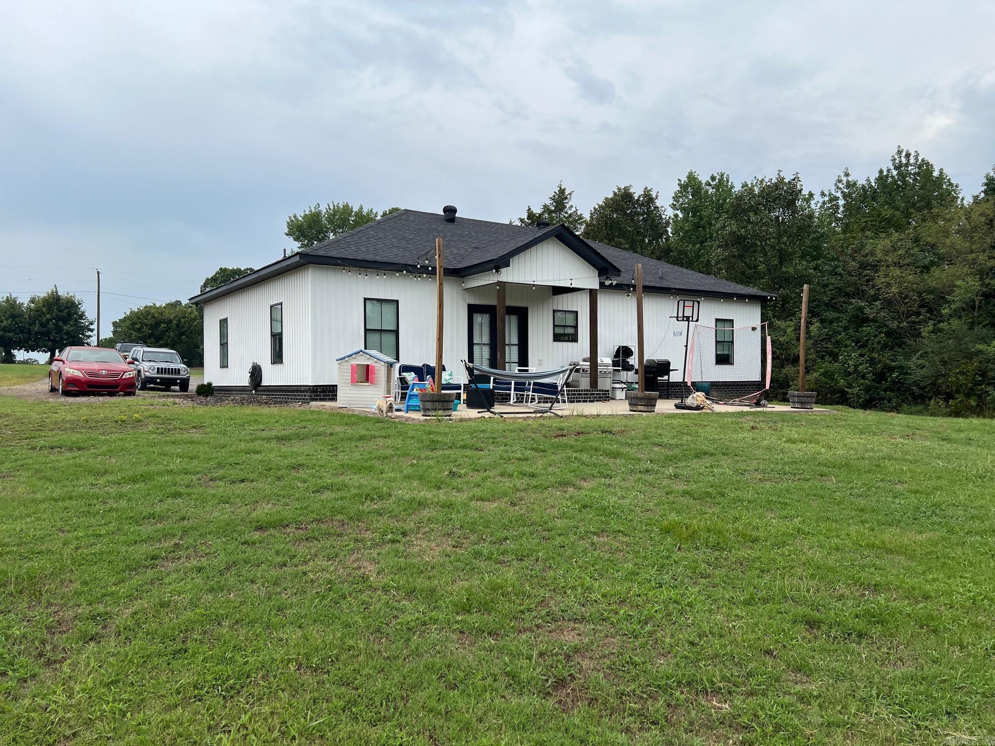 633 Hwy 25 N  Guy, AR