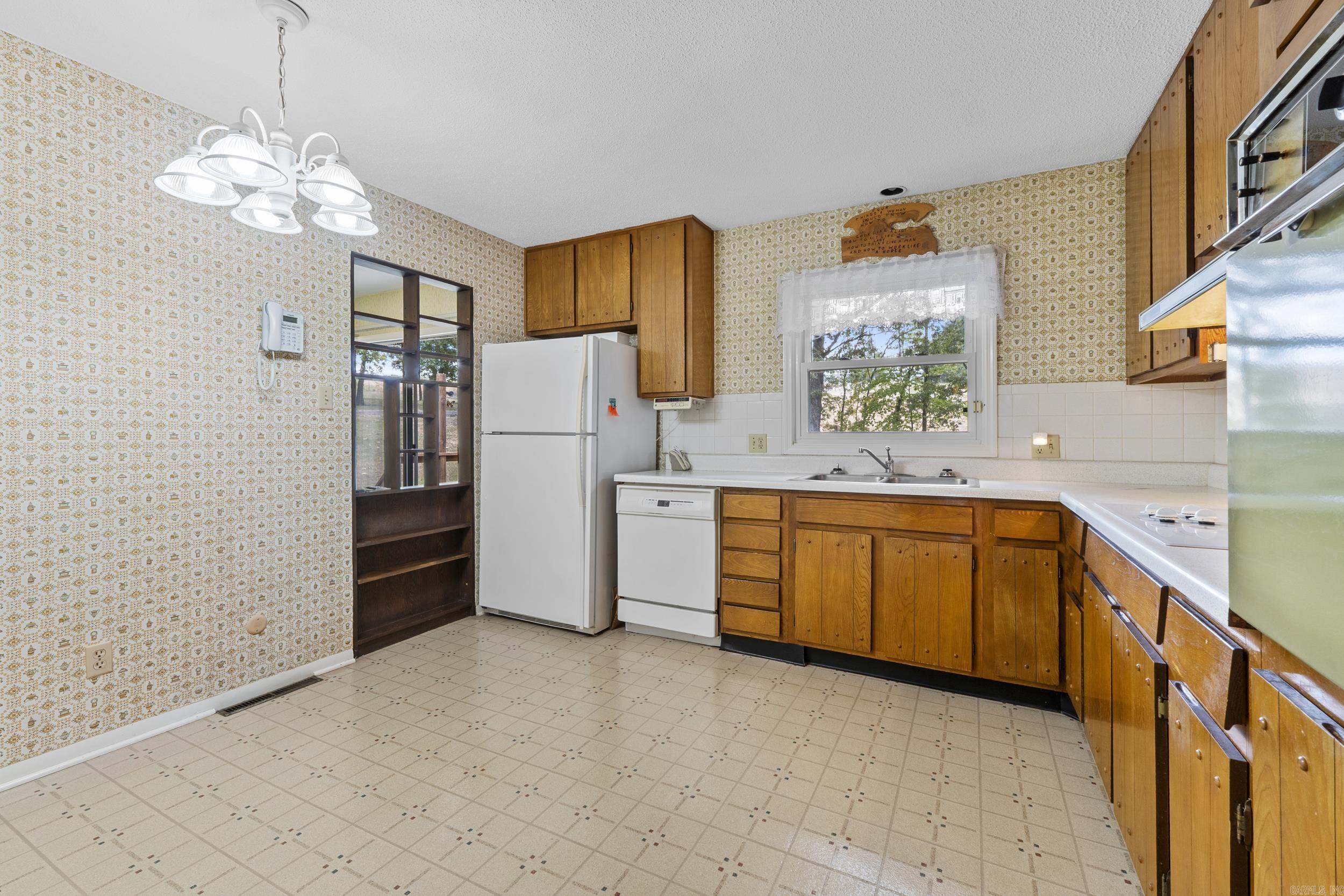 5123 Hwy 62 East  Mountain Home, AR