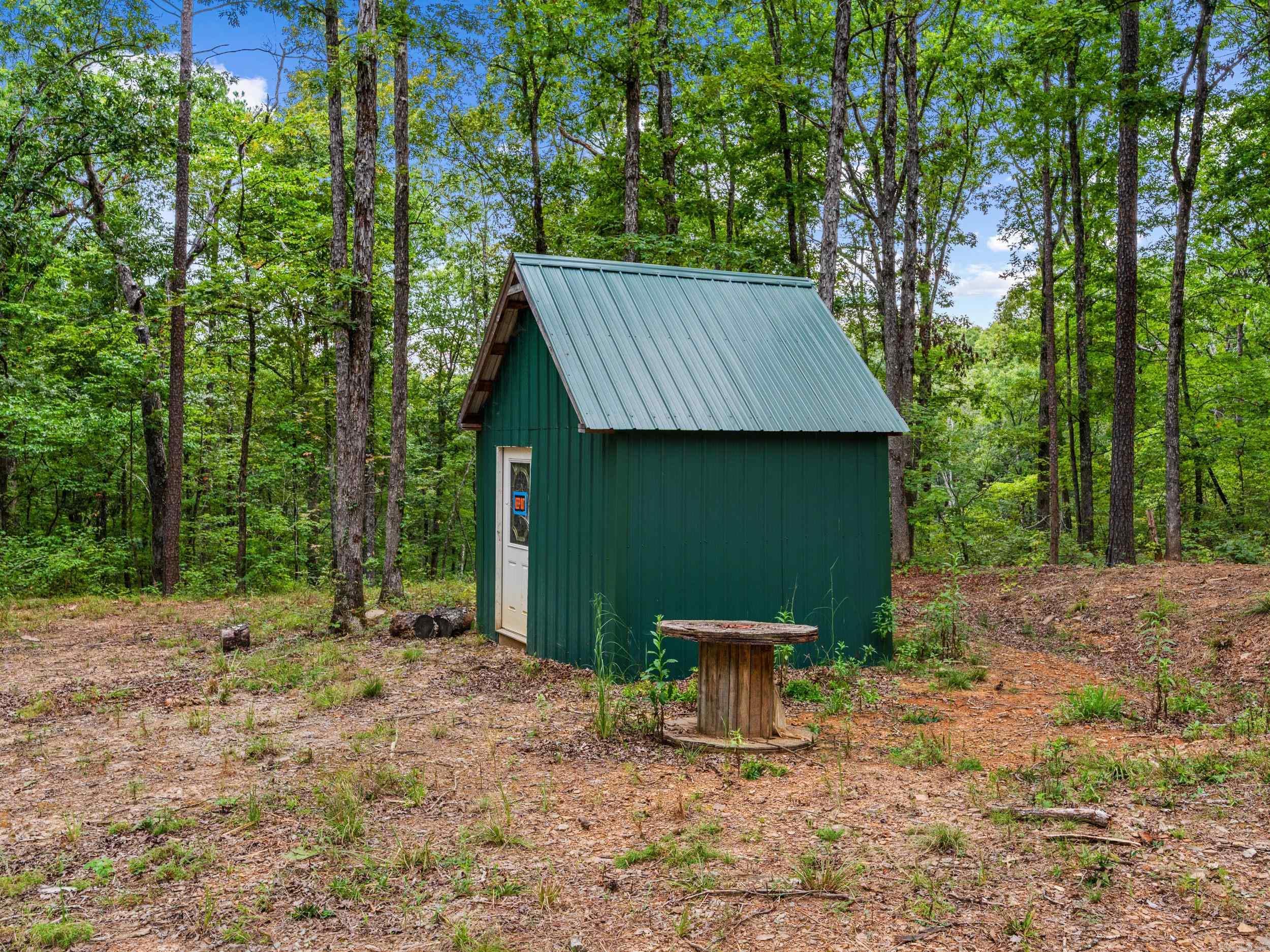 2190 Plant Church  Clinton, AR