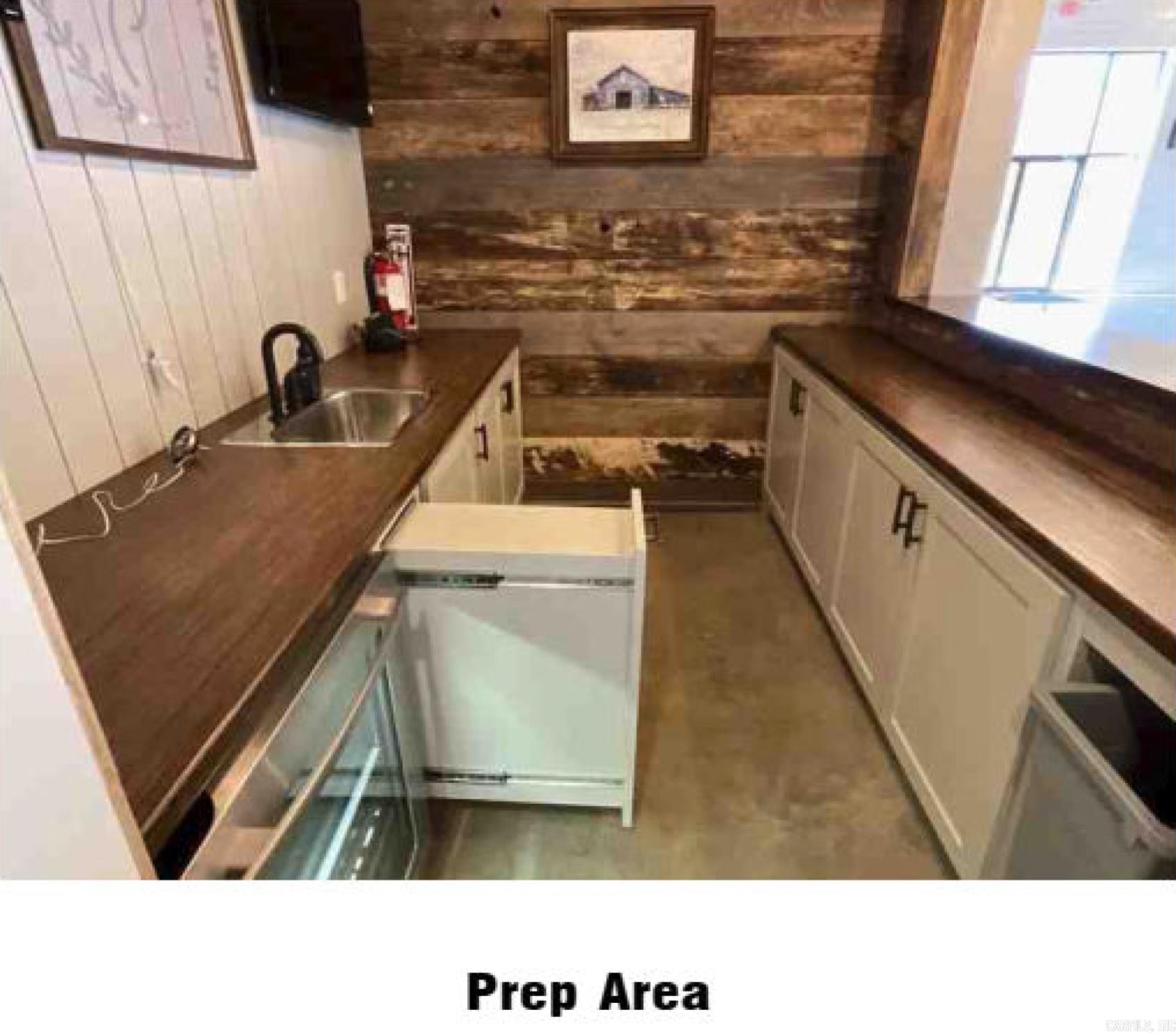 5724 294  Jacksonville, AR