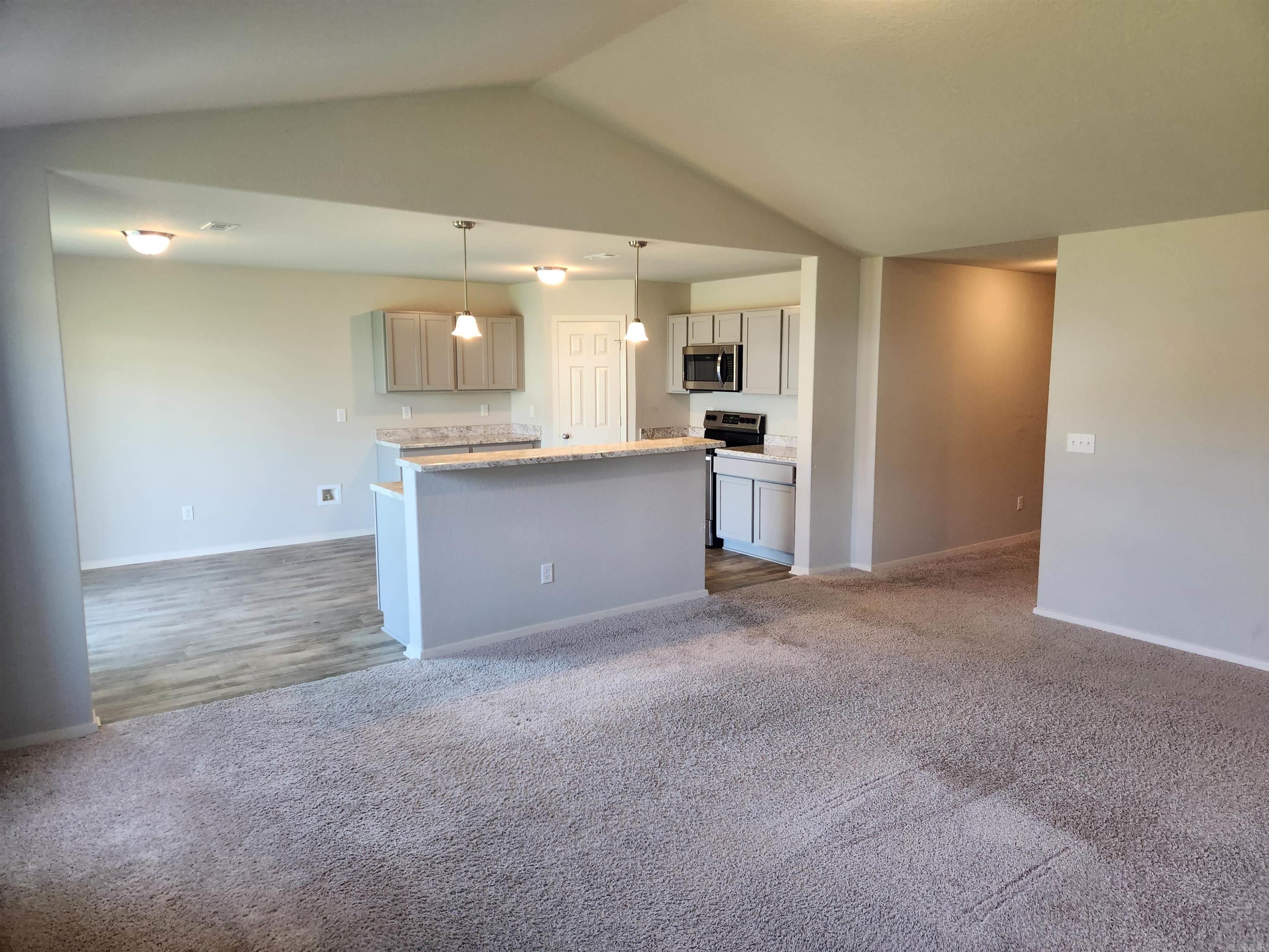 31 Avant Garde Dr Little Rock, AR 72204